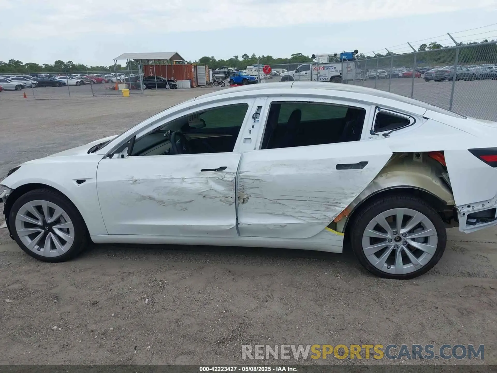14 fotografías del automóvil dañado 5YJ3E1EAXNF328184 TESLA MODEL 3 2022