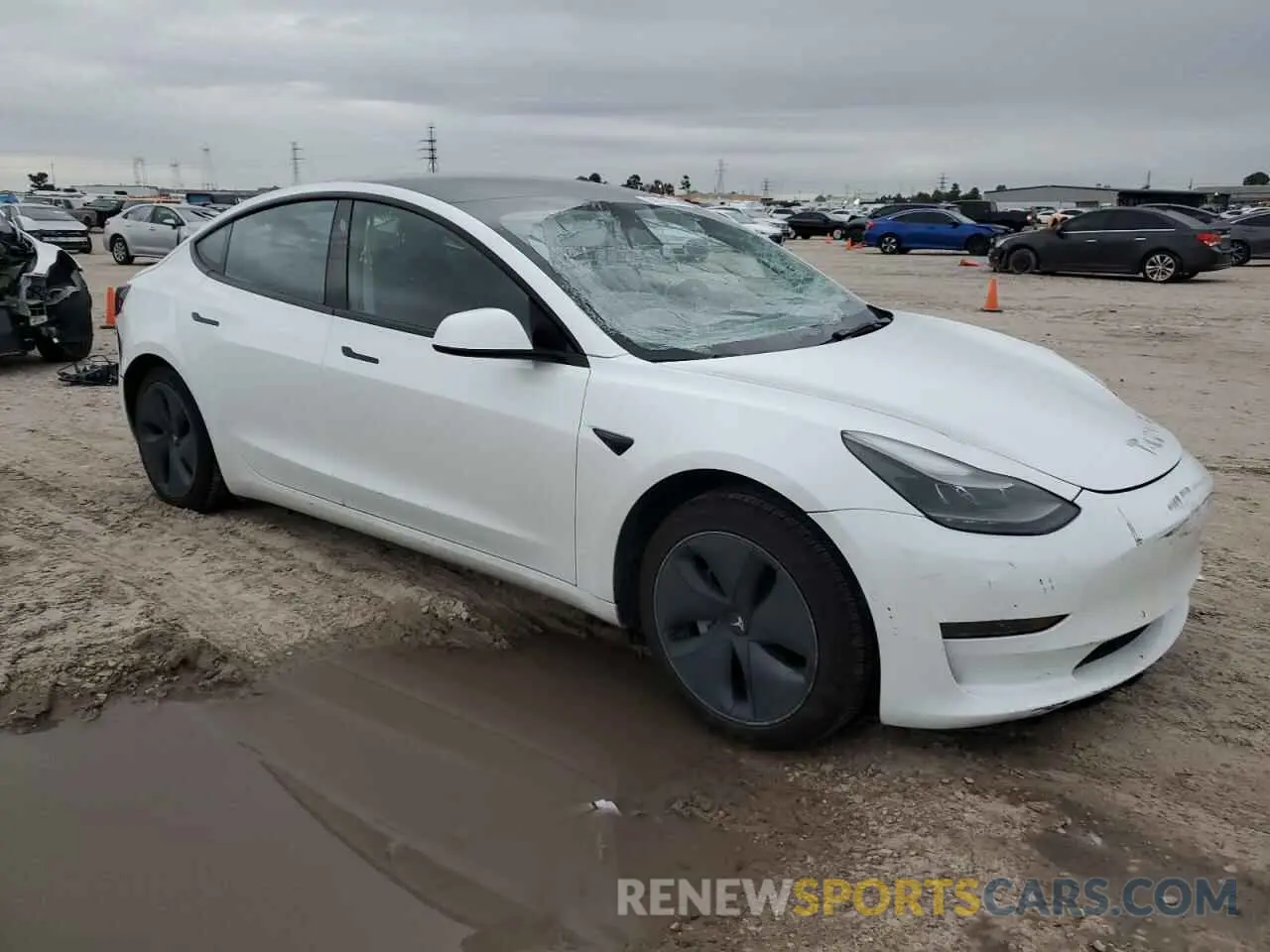 4 fotografías del automóvil dañado 5YJ3E1EAXNF331358 TESLA MODEL 3 2022