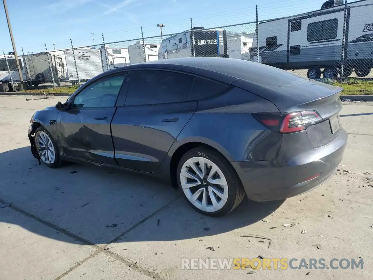 2 fotografías del automóvil dañado 5YJ3E1EAXNF360200 TESLA MODEL 3 2022