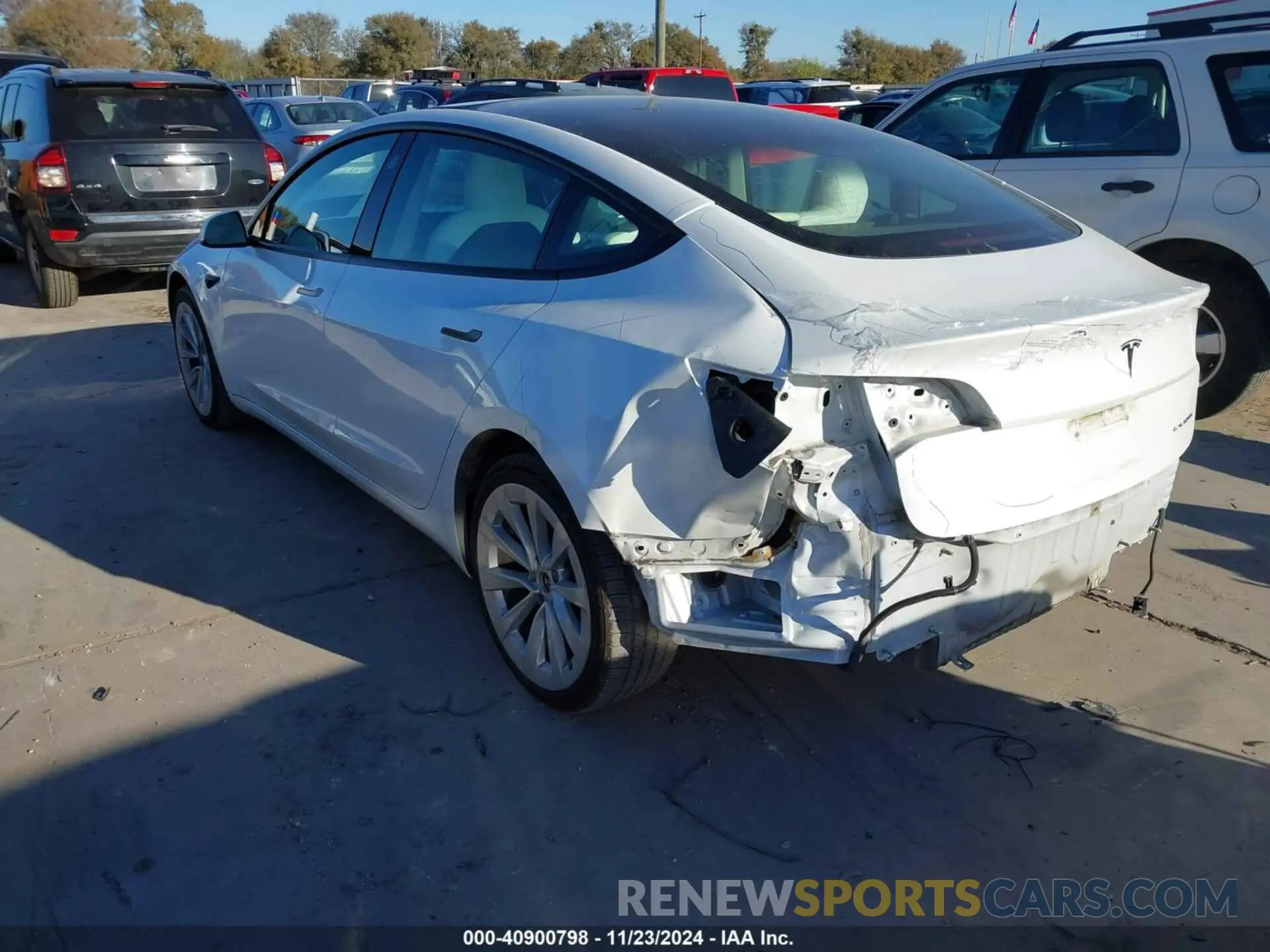 3 fotografías del automóvil dañado 5YJ3E1EB0NF114507 TESLA MODEL 3 2022