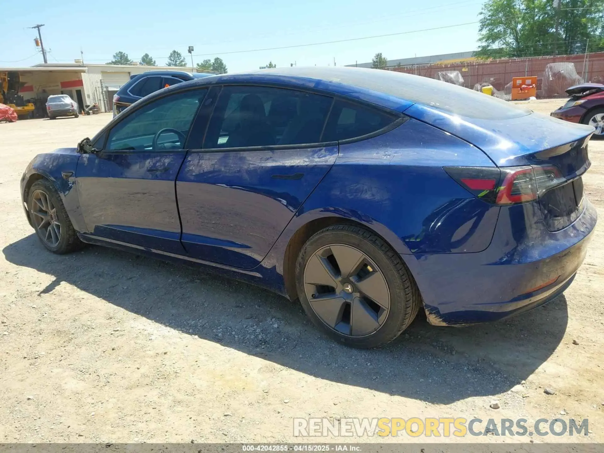 3 fotografías del automóvil dañado 5YJ3E1EB0NF115060 TESLA MODEL 3 2022