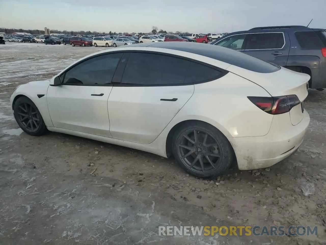 2 fotografías del automóvil dañado 5YJ3E1EB0NF201243 TESLA MODEL 3 2022