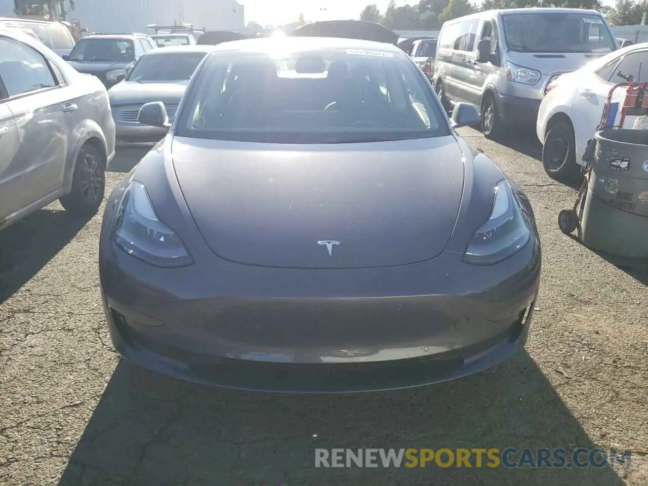 5 fotografías del automóvil dañado 5YJ3E1EB0NF211464 TESLA MODEL 3 2022