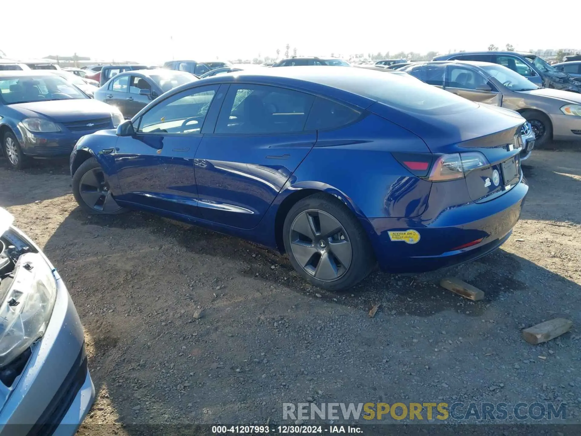 3 fotografías del automóvil dañado 5YJ3E1EB0NF240348 TESLA MODEL 3 2022