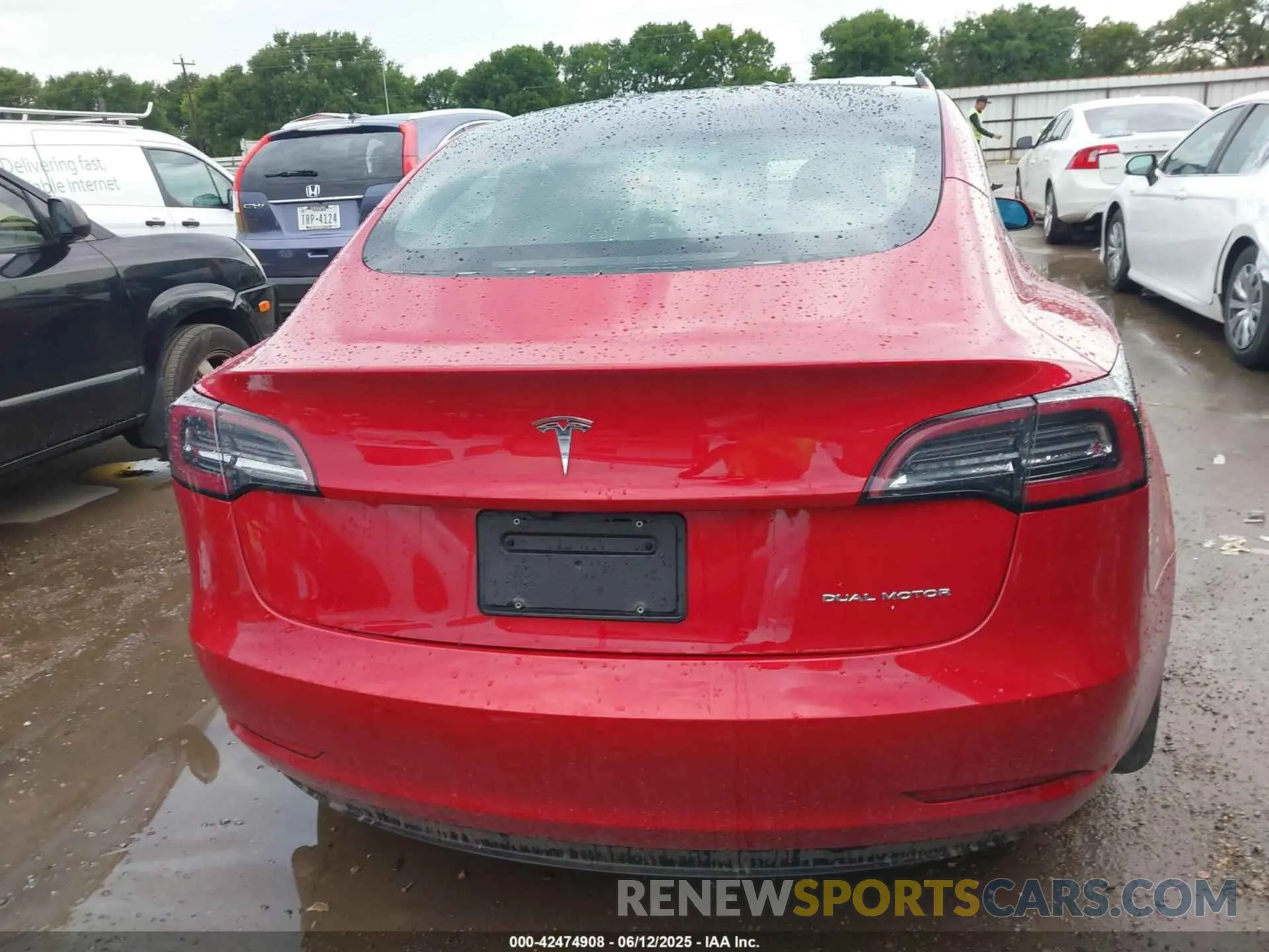 16 fotografías del automóvil dañado 5YJ3E1EB0NF260521 TESLA MODEL 3 2022