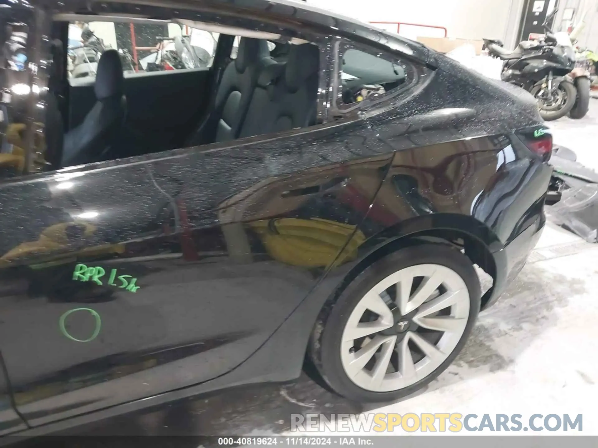 24 fotografías del automóvil dañado 5YJ3E1EB0NF270692 TESLA MODEL 3 2022
