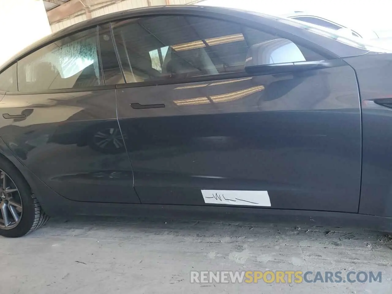 12 fotografías del automóvil dañado 5YJ3E1EB0NF323827 TESLA MODEL 3 2022