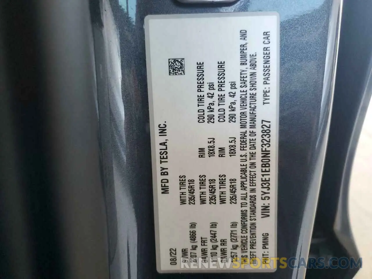 13 fotografías del automóvil dañado 5YJ3E1EB0NF323827 TESLA MODEL 3 2022