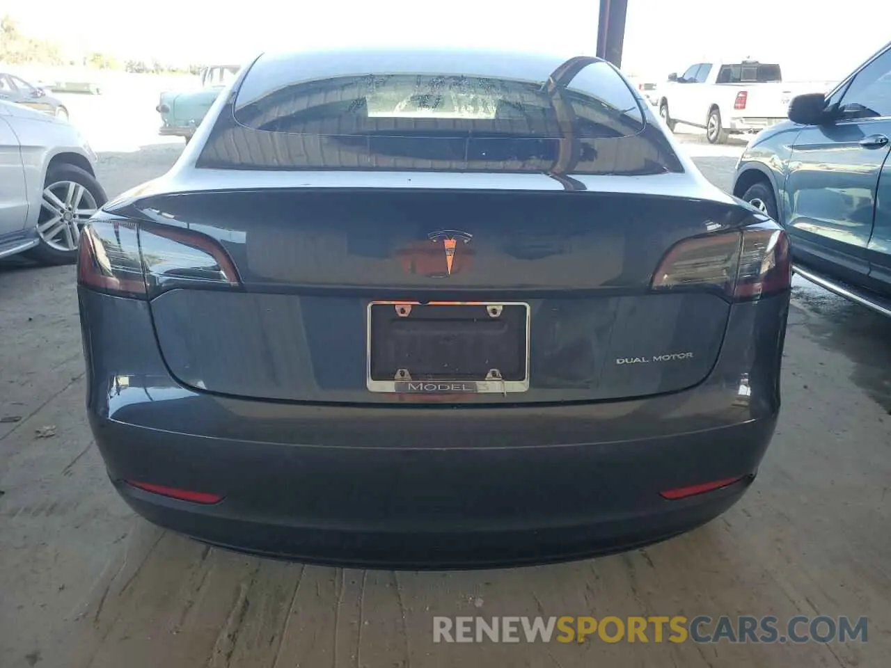 6 fotografías del automóvil dañado 5YJ3E1EB0NF323827 TESLA MODEL 3 2022