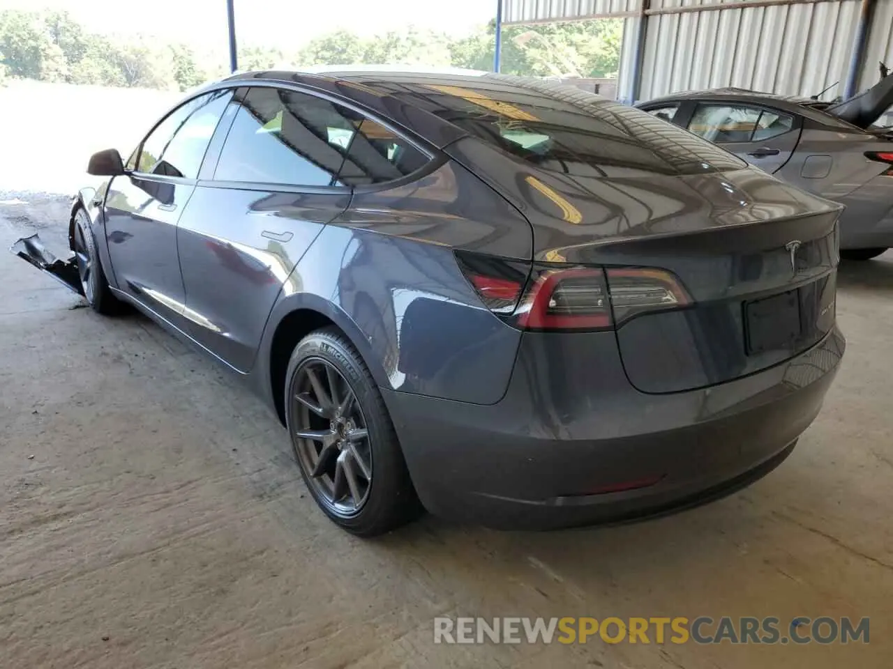 3 fotografías del automóvil dañado 5YJ3E1EB0NF333550 TESLA MODEL 3 2022