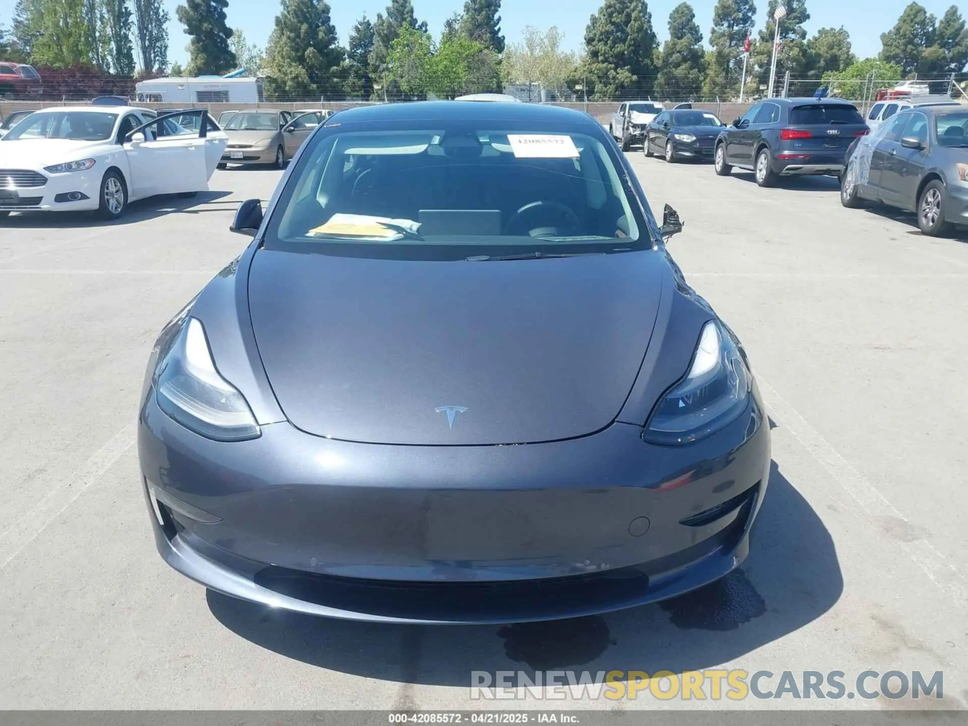12 fotografías del automóvil dañado 5YJ3E1EB0NF364989 TESLA MODEL 3 2022