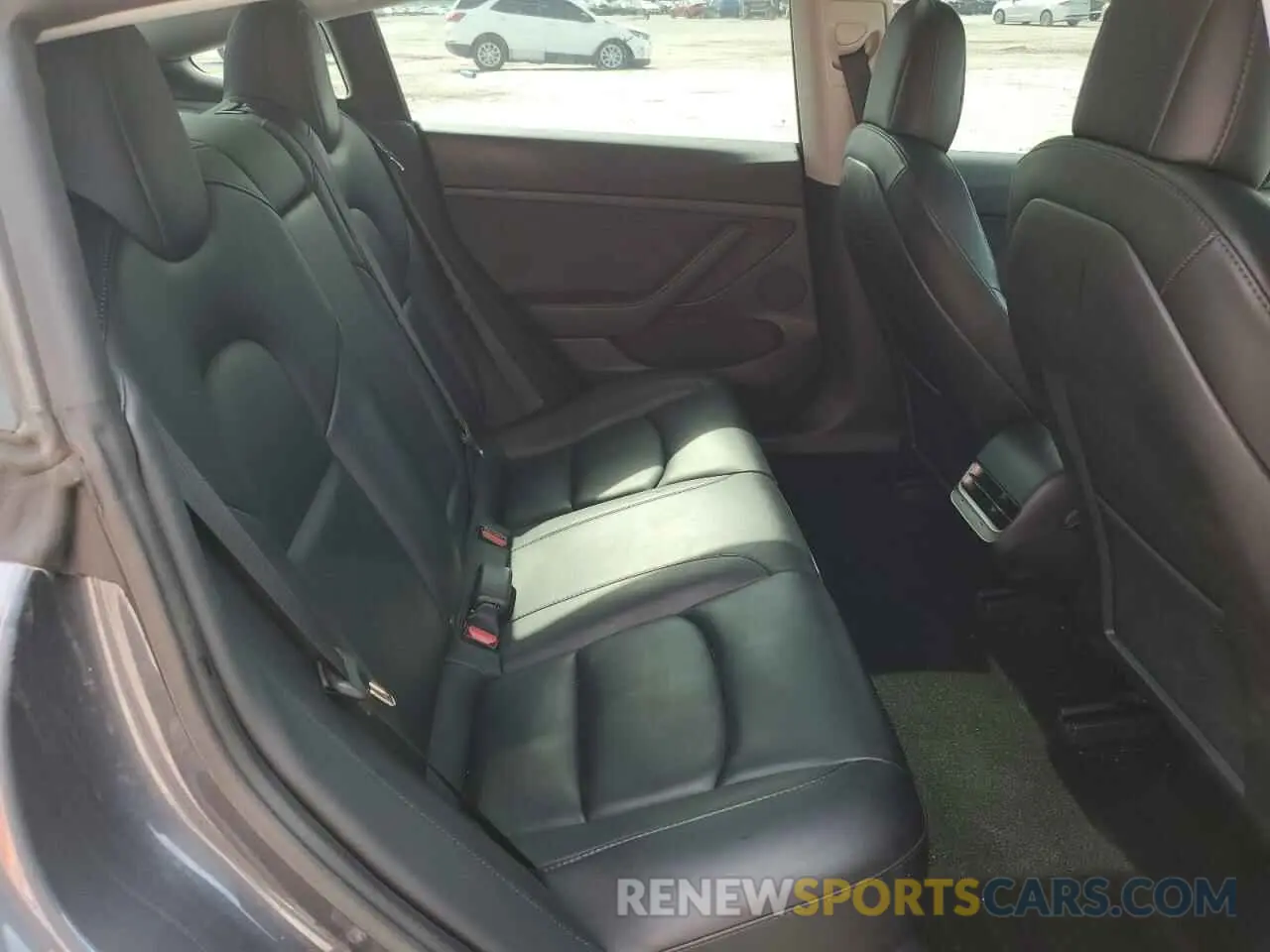 10 fotografías del automóvil dañado 5YJ3E1EB1NF105654 TESLA MODEL 3 2022