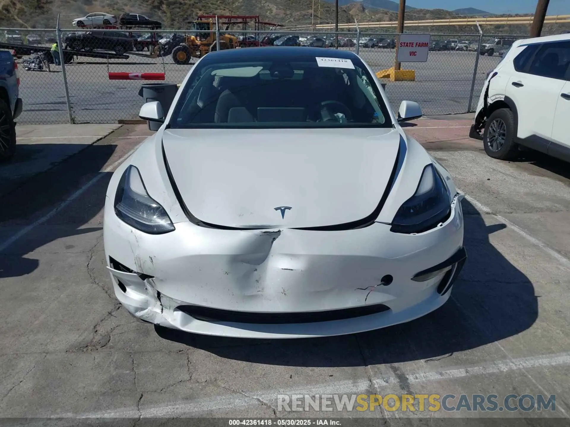 6 fotografías del automóvil dañado 5YJ3E1EB1NF106433 TESLA MODEL 3 2022