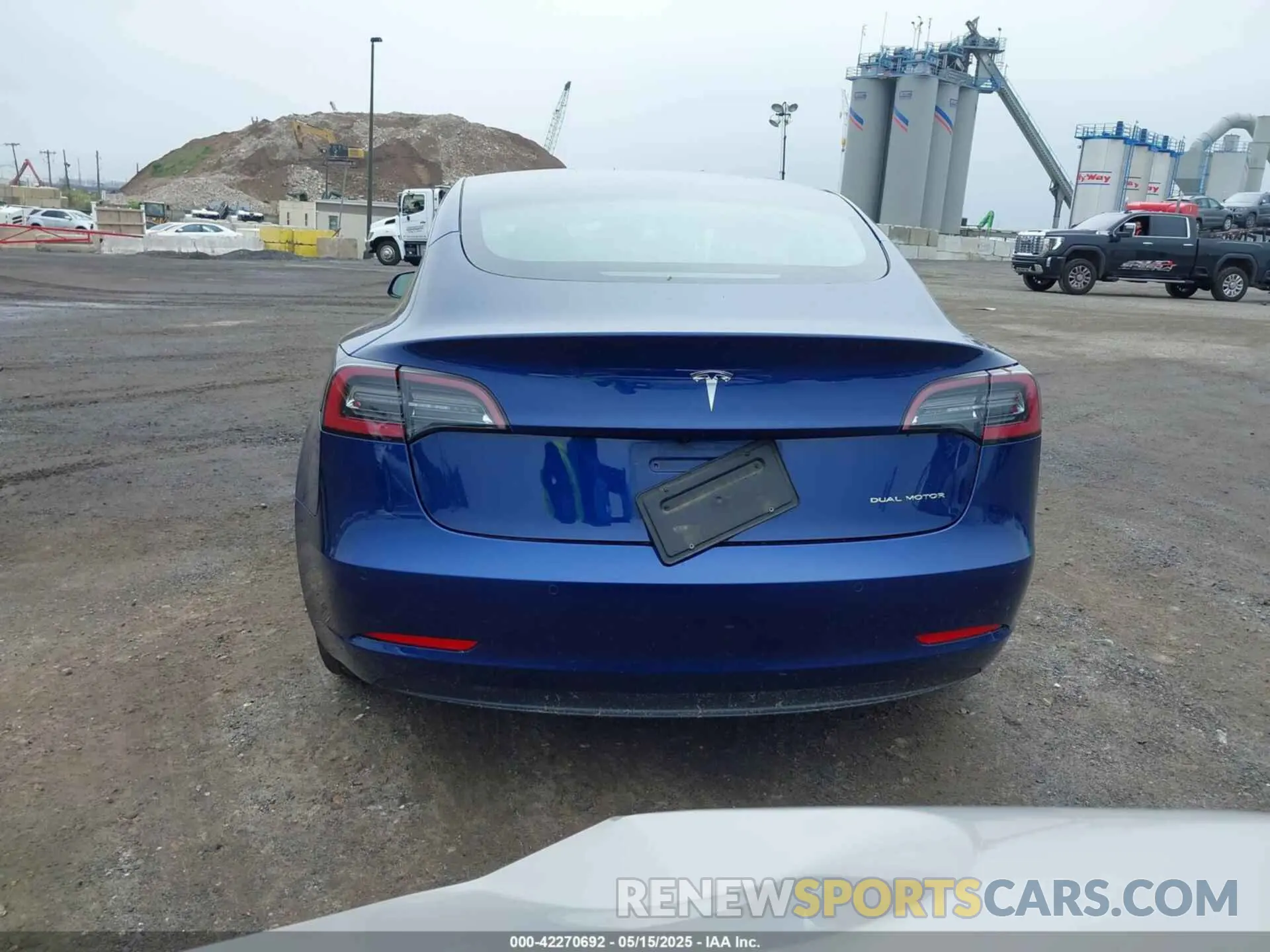 16 fotografías del automóvil dañado 5YJ3E1EB1NF115049 TESLA MODEL 3 2022