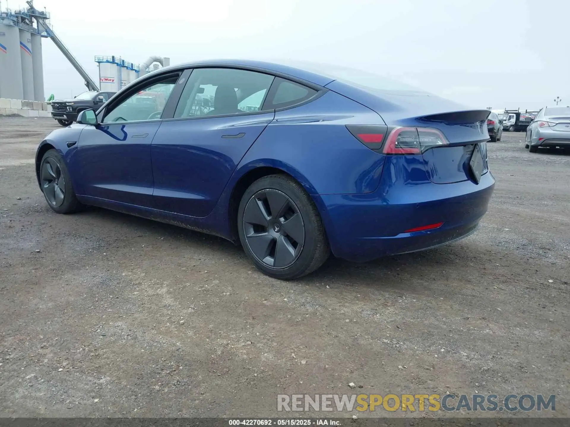 3 fotografías del automóvil dañado 5YJ3E1EB1NF115049 TESLA MODEL 3 2022