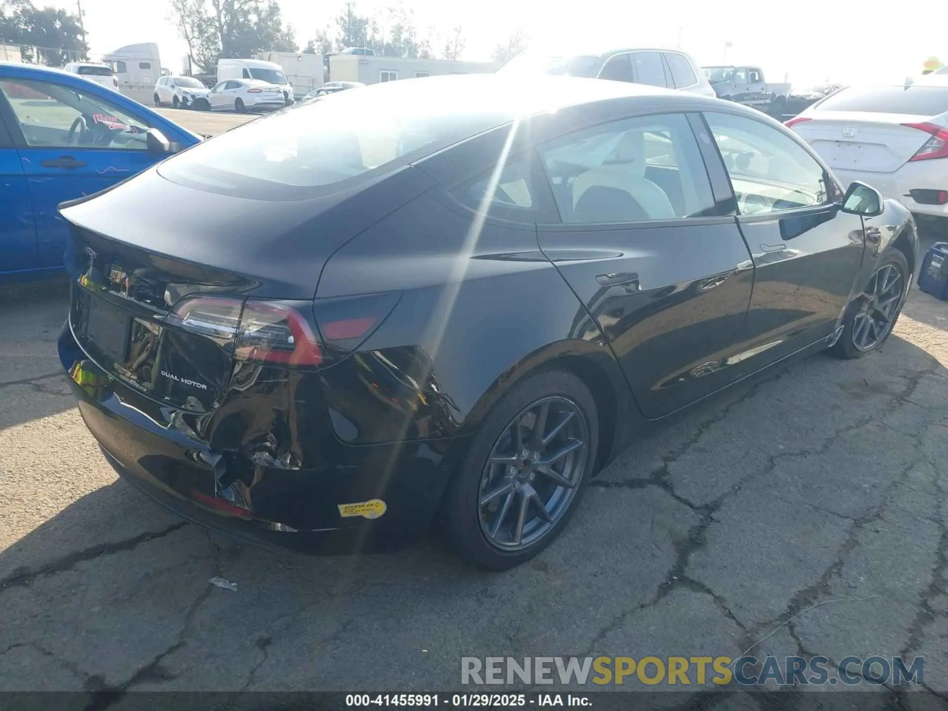 4 fotografías del automóvil dañado 5YJ3E1EB1NF115214 TESLA MODEL 3 2022