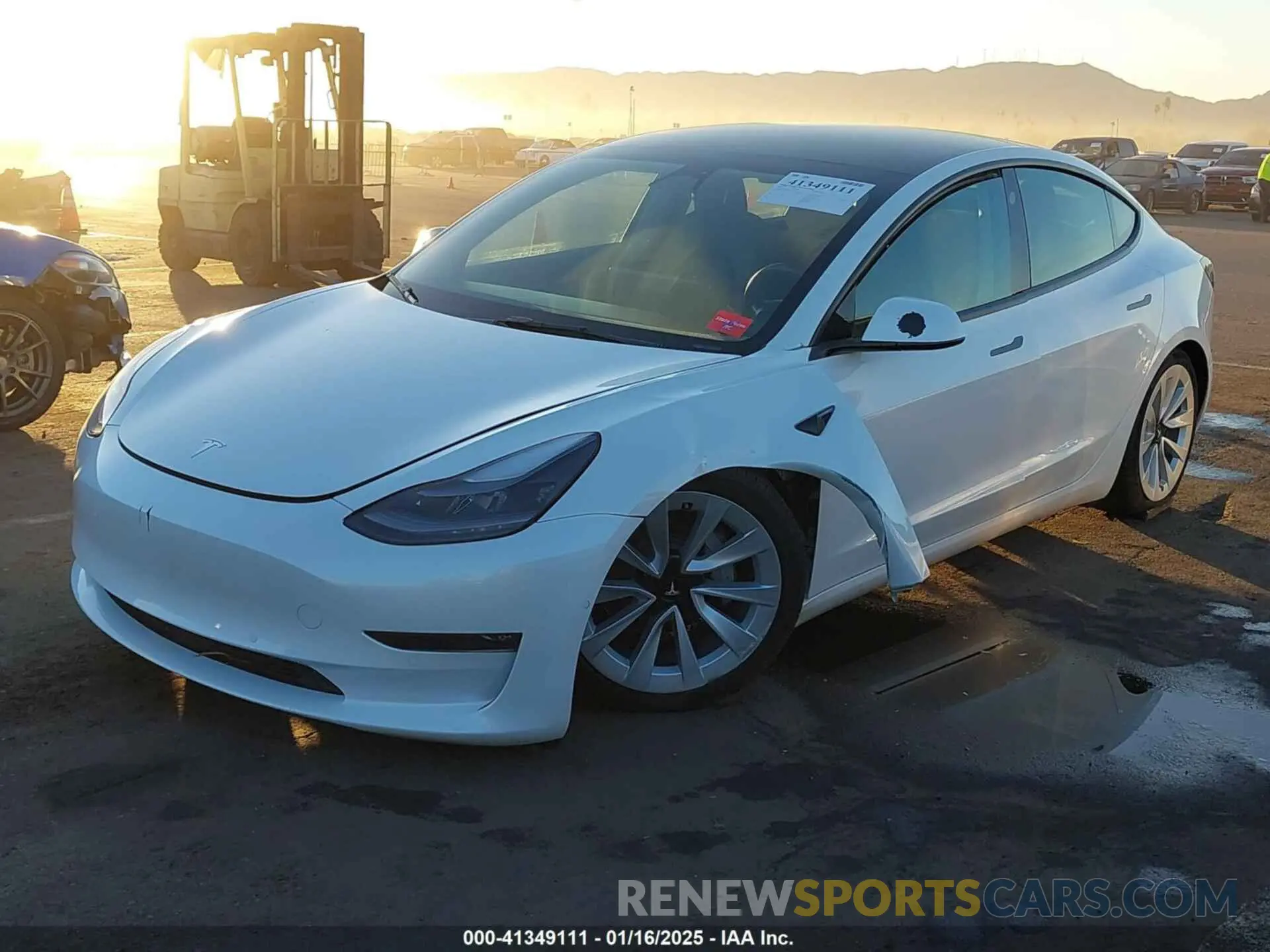 2 fotografías del automóvil dañado 5YJ3E1EB1NF129310 TESLA MODEL 3 2022