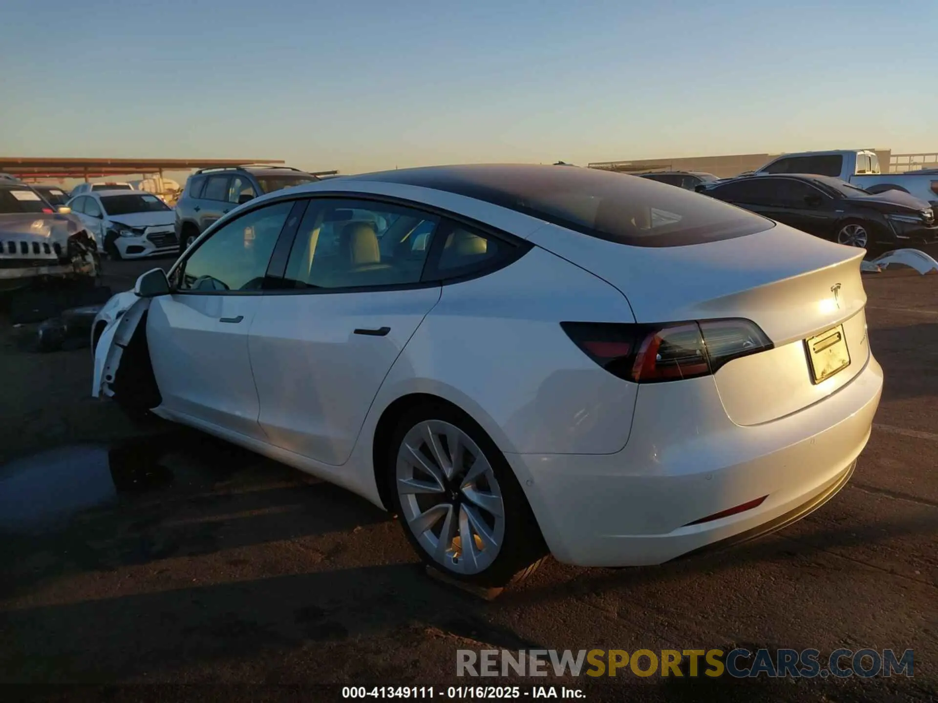 3 fotografías del automóvil dañado 5YJ3E1EB1NF129310 TESLA MODEL 3 2022