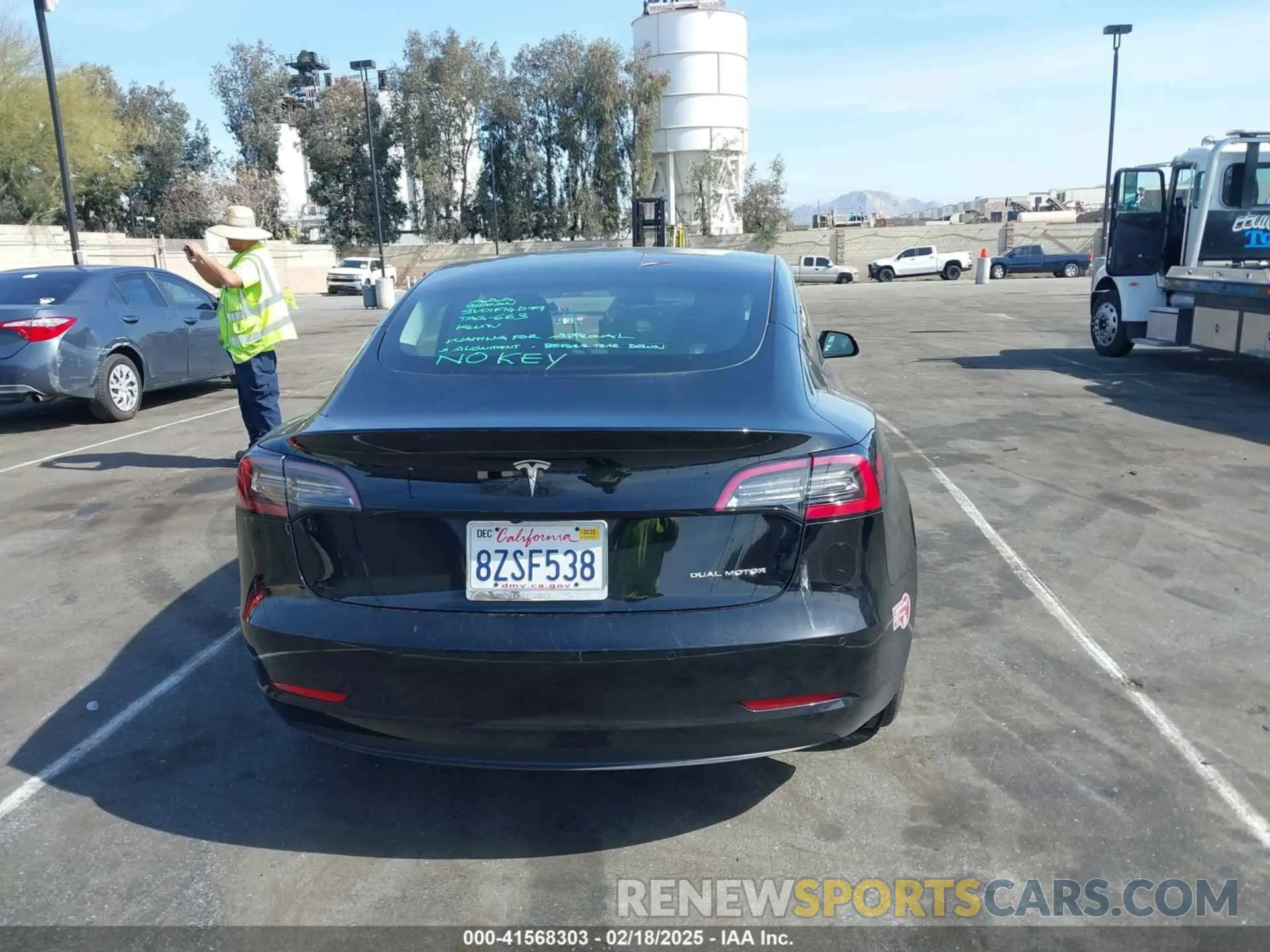 16 fotografías del automóvil dañado 5YJ3E1EB1NF133356 TESLA MODEL 3 2022