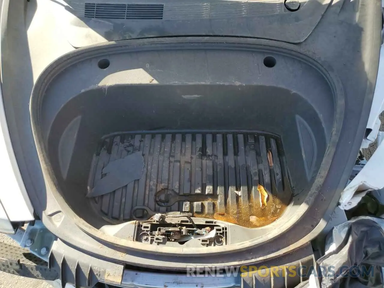 11 fotografías del automóvil dañado 5YJ3E1EB1NF136192 TESLA MODEL 3 2022