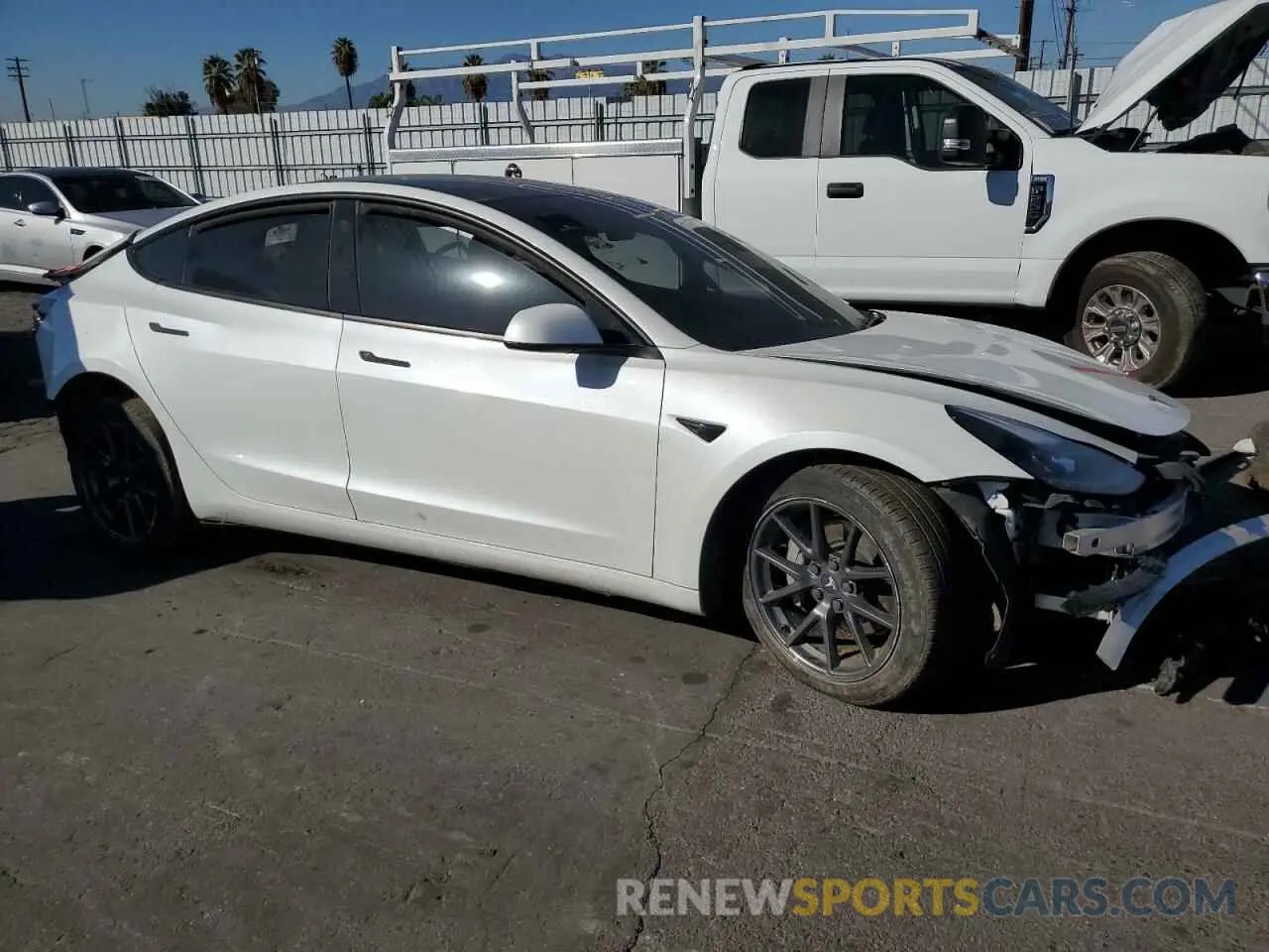 4 fotografías del automóvil dañado 5YJ3E1EB1NF136192 TESLA MODEL 3 2022