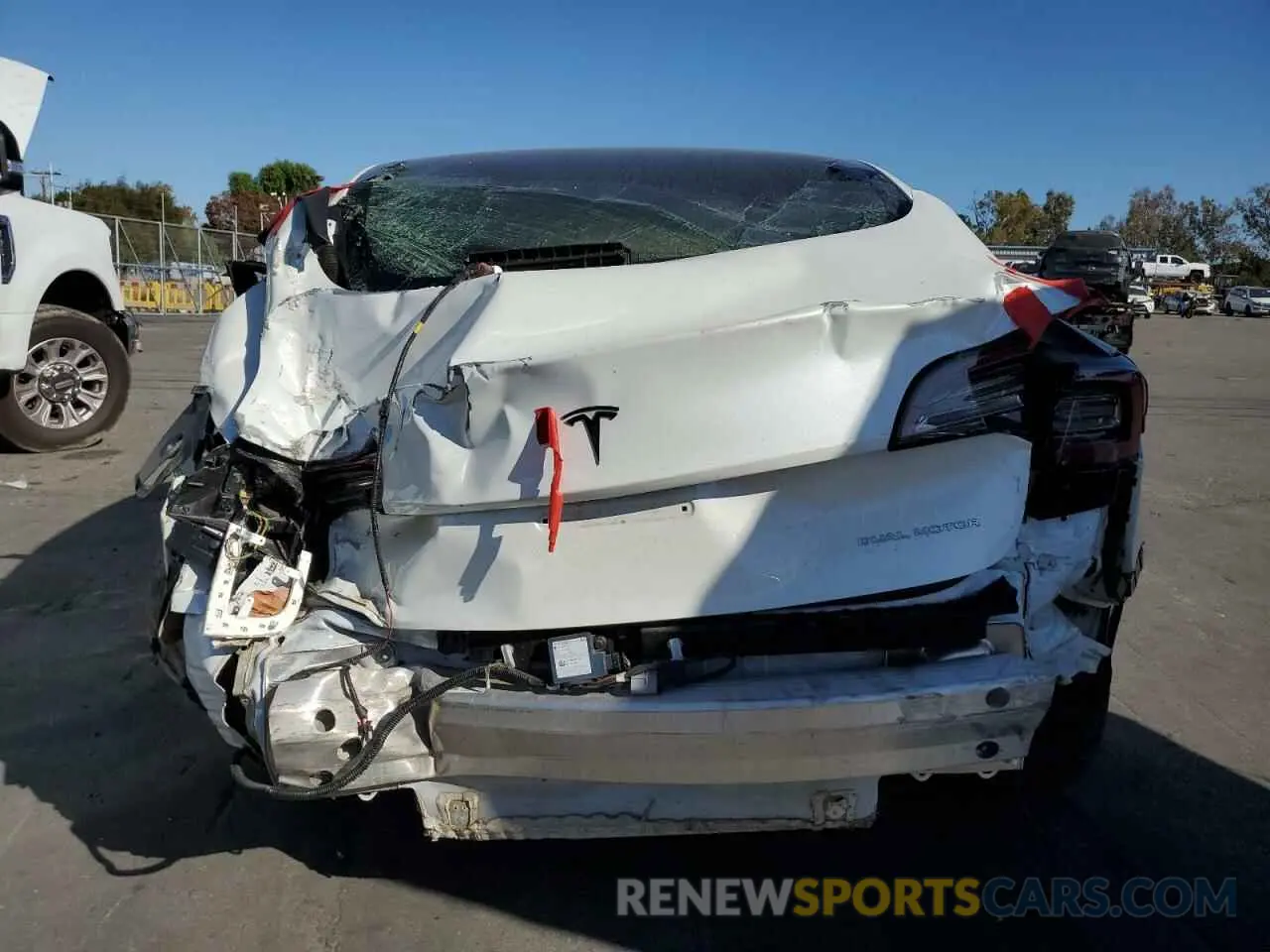 6 fotografías del automóvil dañado 5YJ3E1EB1NF136192 TESLA MODEL 3 2022