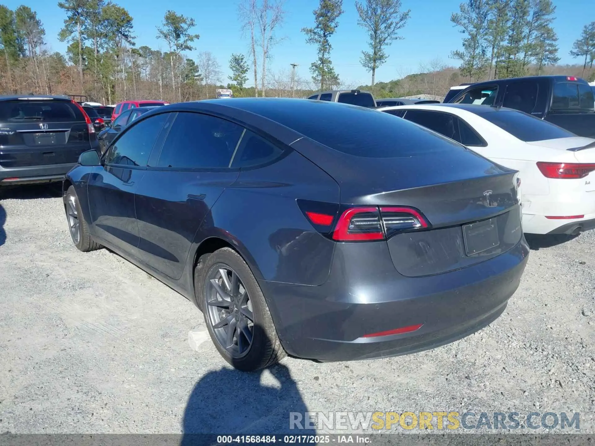 3 fotografías del automóvil dañado 5YJ3E1EB1NF136788 TESLA MODEL 3 2022