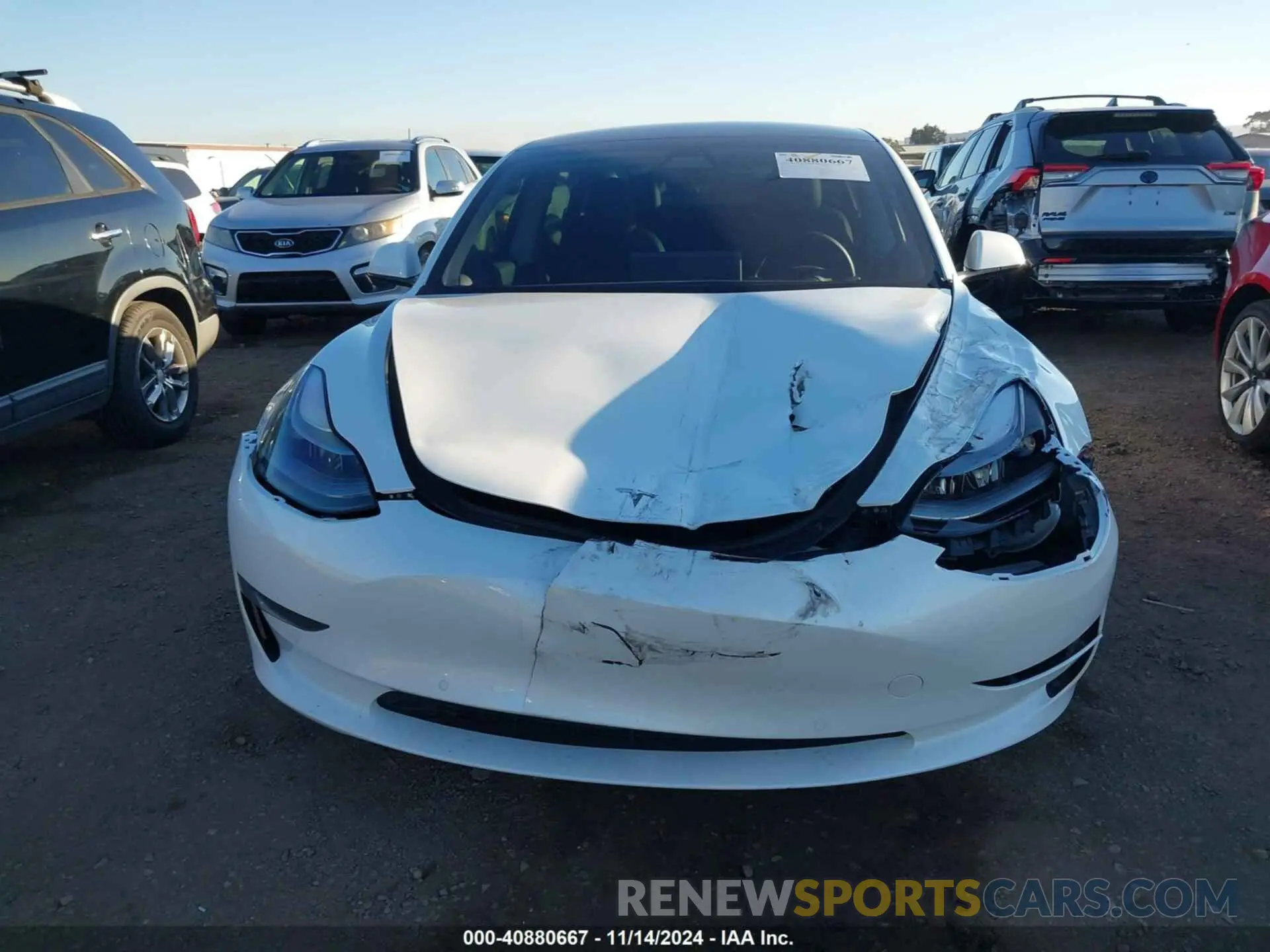 11 fotografías del automóvil dañado 5YJ3E1EB1NF137536 TESLA MODEL 3 2022