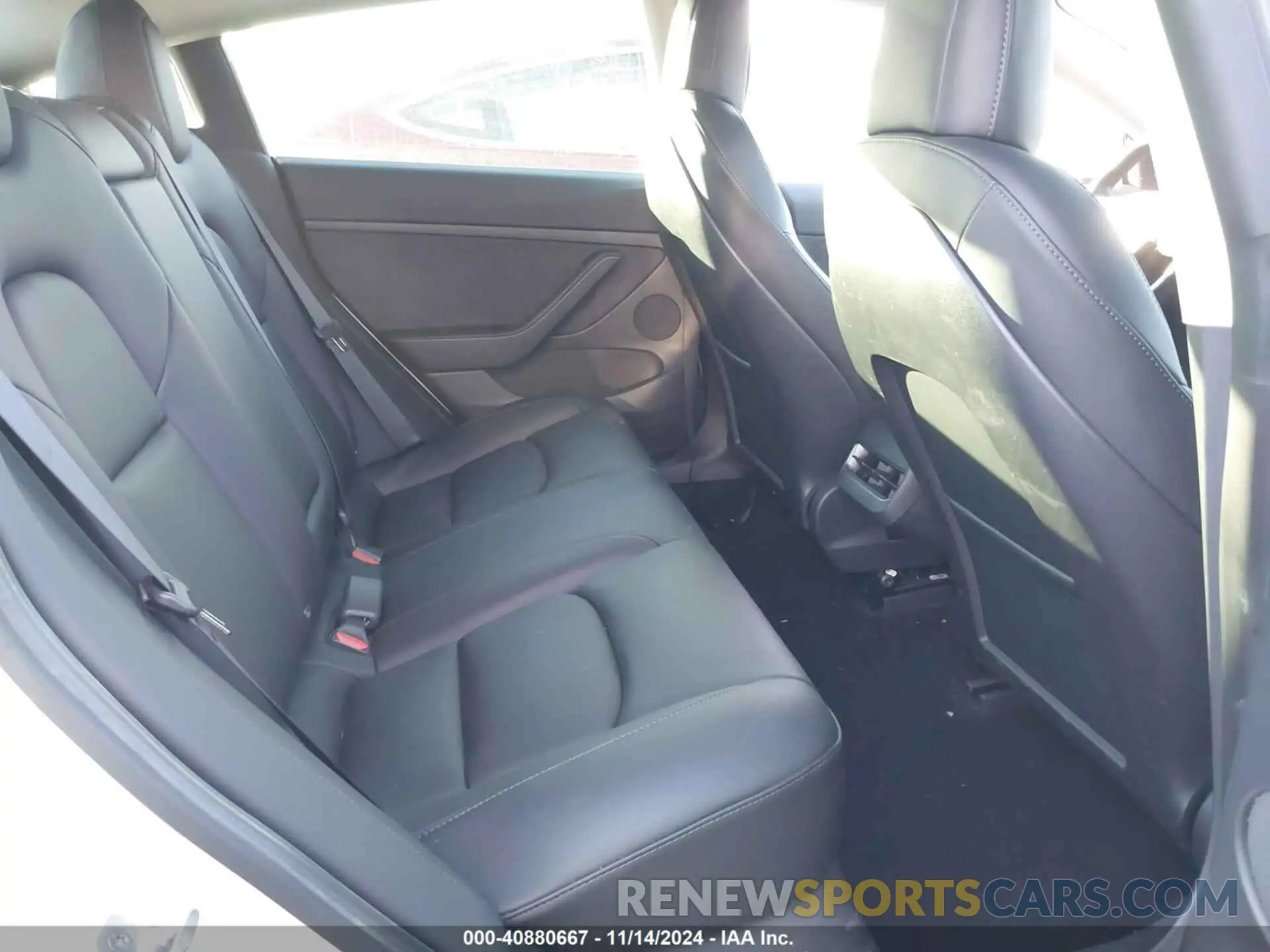 8 fotografías del automóvil dañado 5YJ3E1EB1NF137536 TESLA MODEL 3 2022