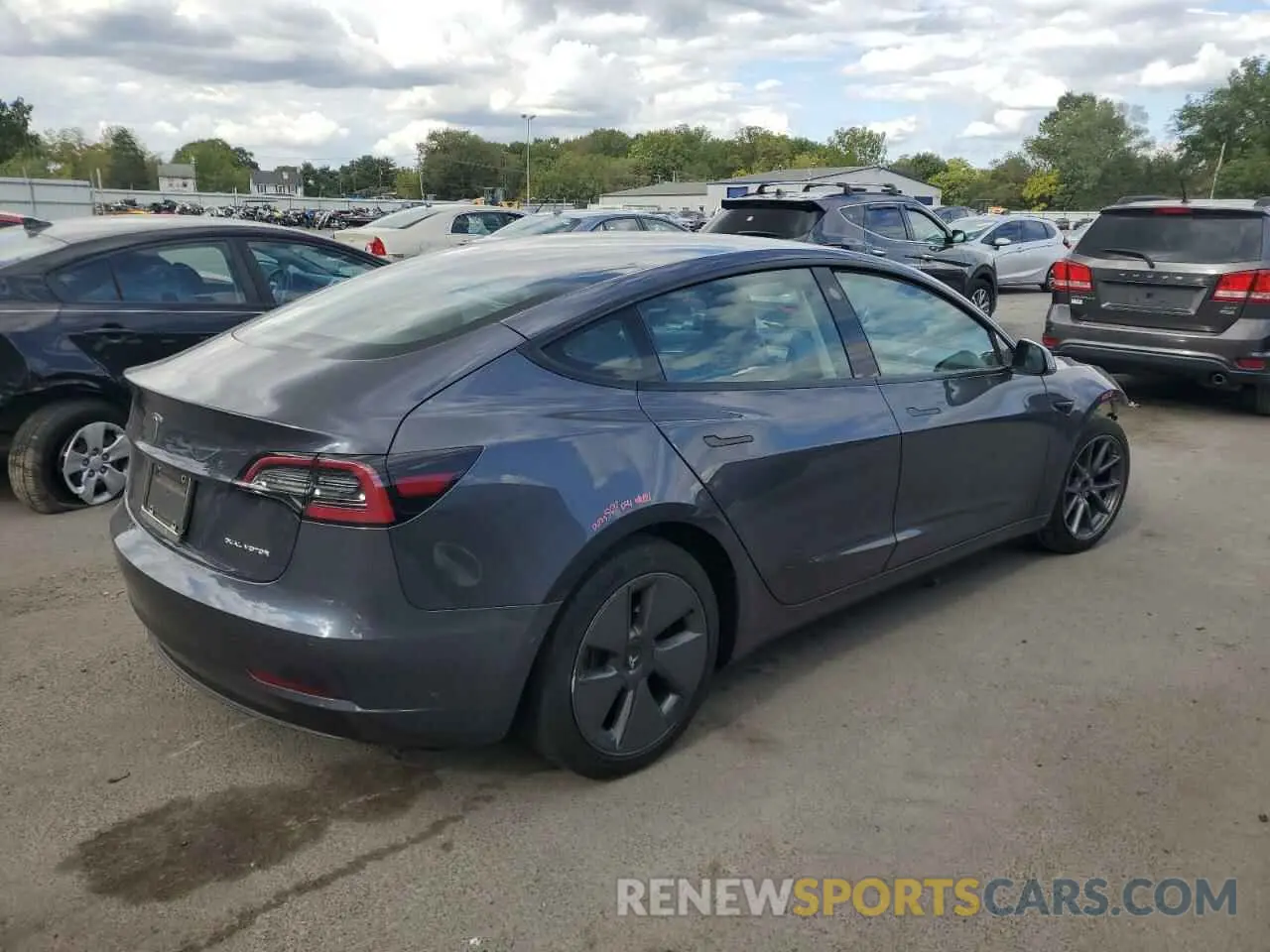 3 fotografías del automóvil dañado 5YJ3E1EB1NF175638 TESLA MODEL 3 2022