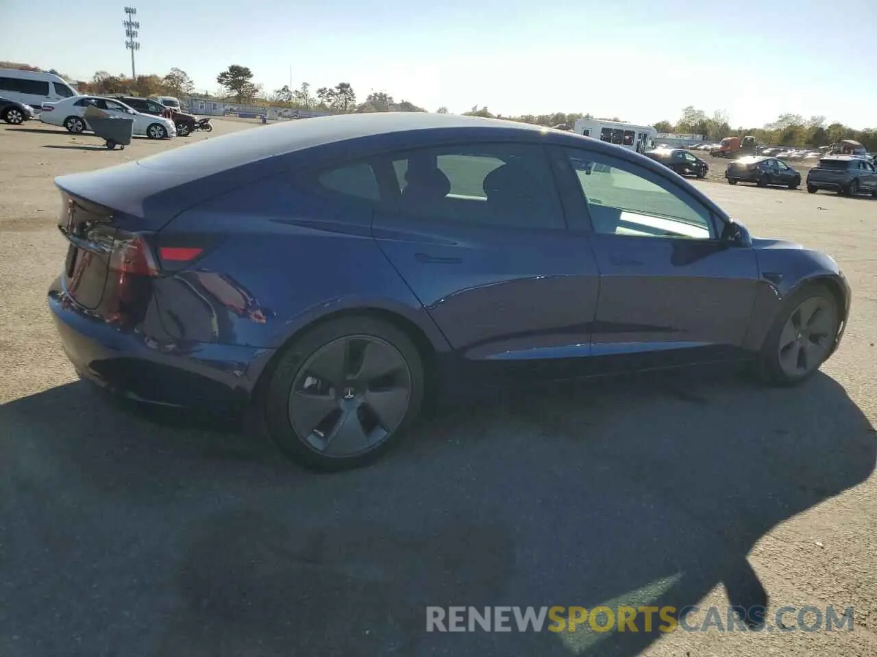 3 fotografías del automóvil dañado 5YJ3E1EB1NF182296 TESLA MODEL 3 2022