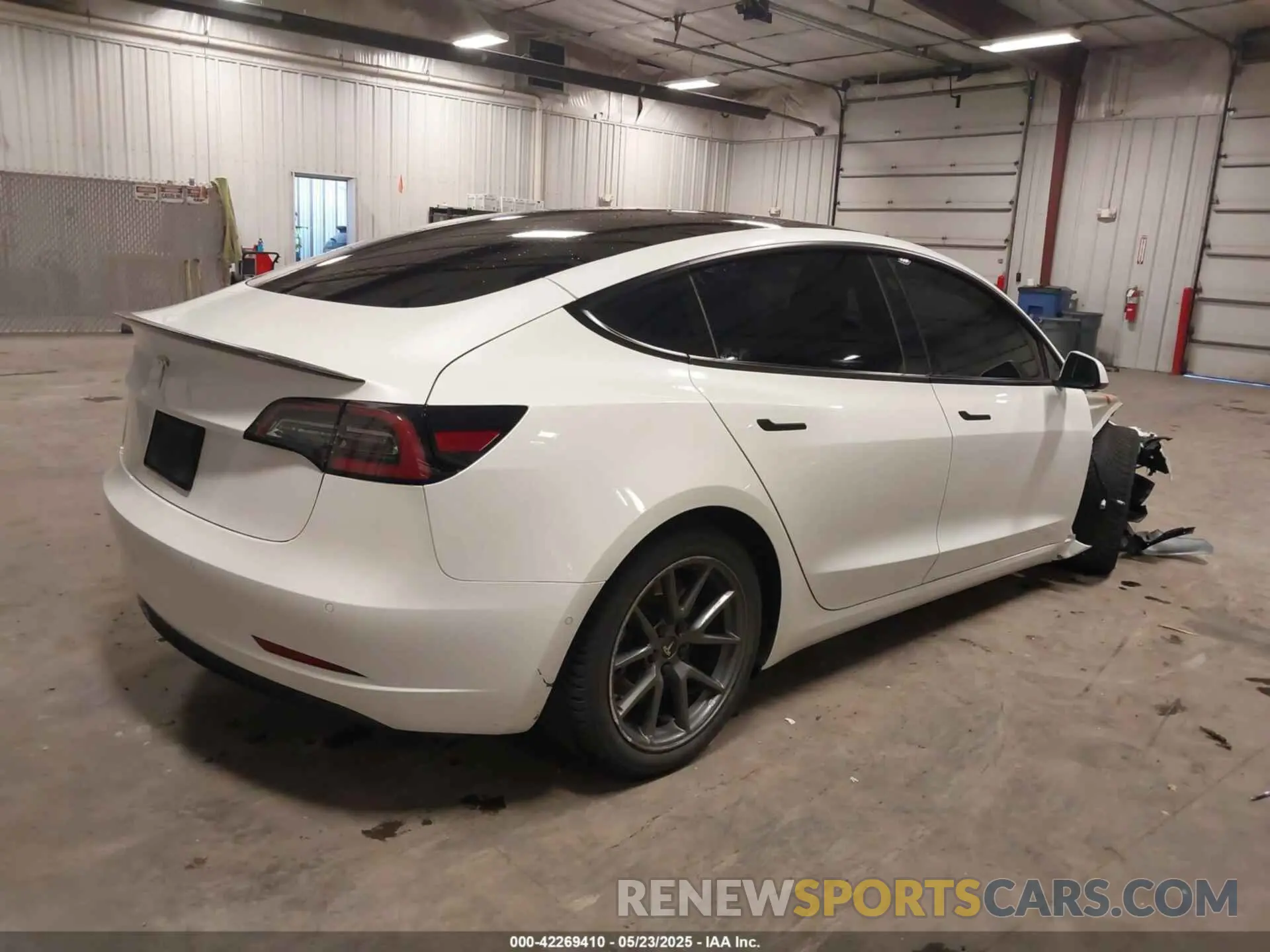 4 fotografías del automóvil dañado 5YJ3E1EB1NF196005 TESLA MODEL 3 2022