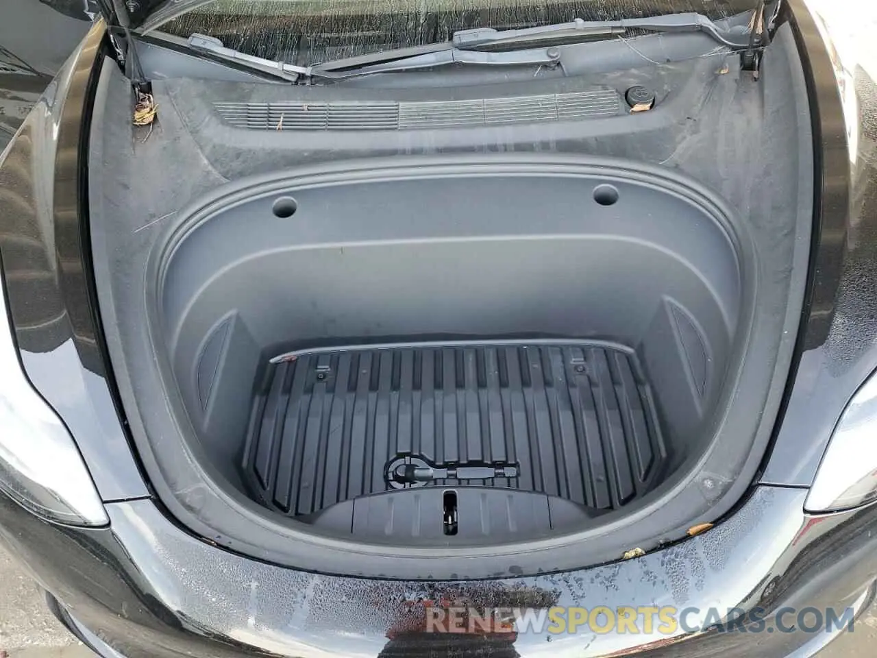 11 fotografías del automóvil dañado 5YJ3E1EB1NF205933 TESLA MODEL 3 2022