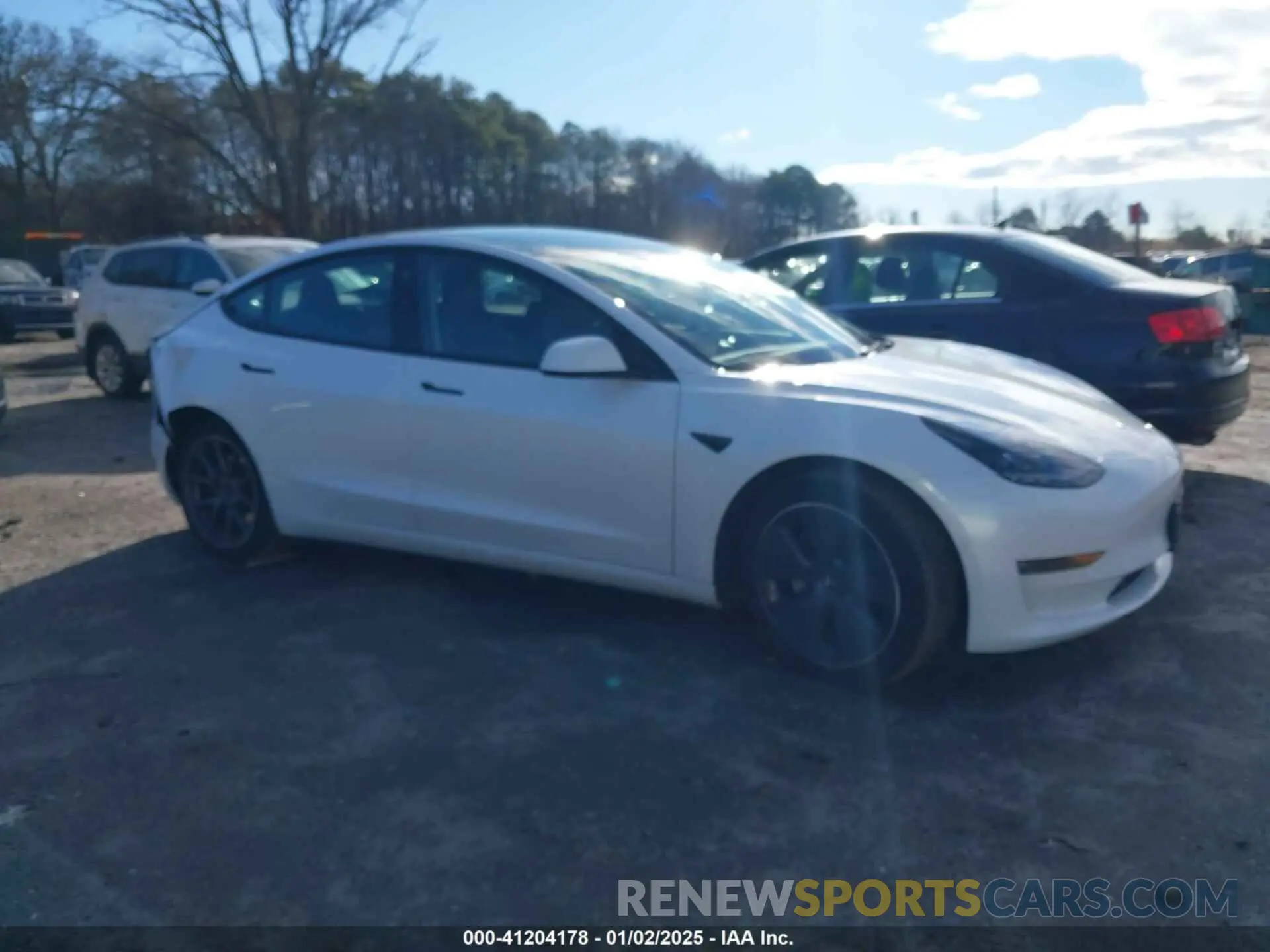 13 fotografías del automóvil dañado 5YJ3E1EB1NF237510 TESLA MODEL 3 2022
