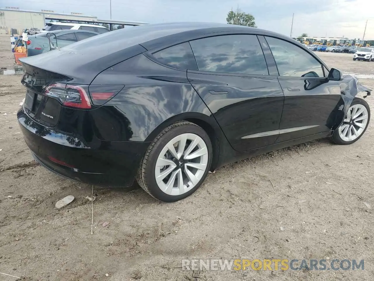 3 fotografías del automóvil dañado 5YJ3E1EB1NF243484 TESLA MODEL 3 2022