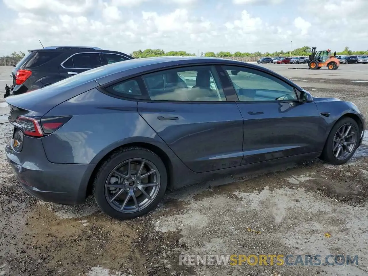 3 fotografías del automóvil dañado 5YJ3E1EB1NF287758 TESLA MODEL 3 2022