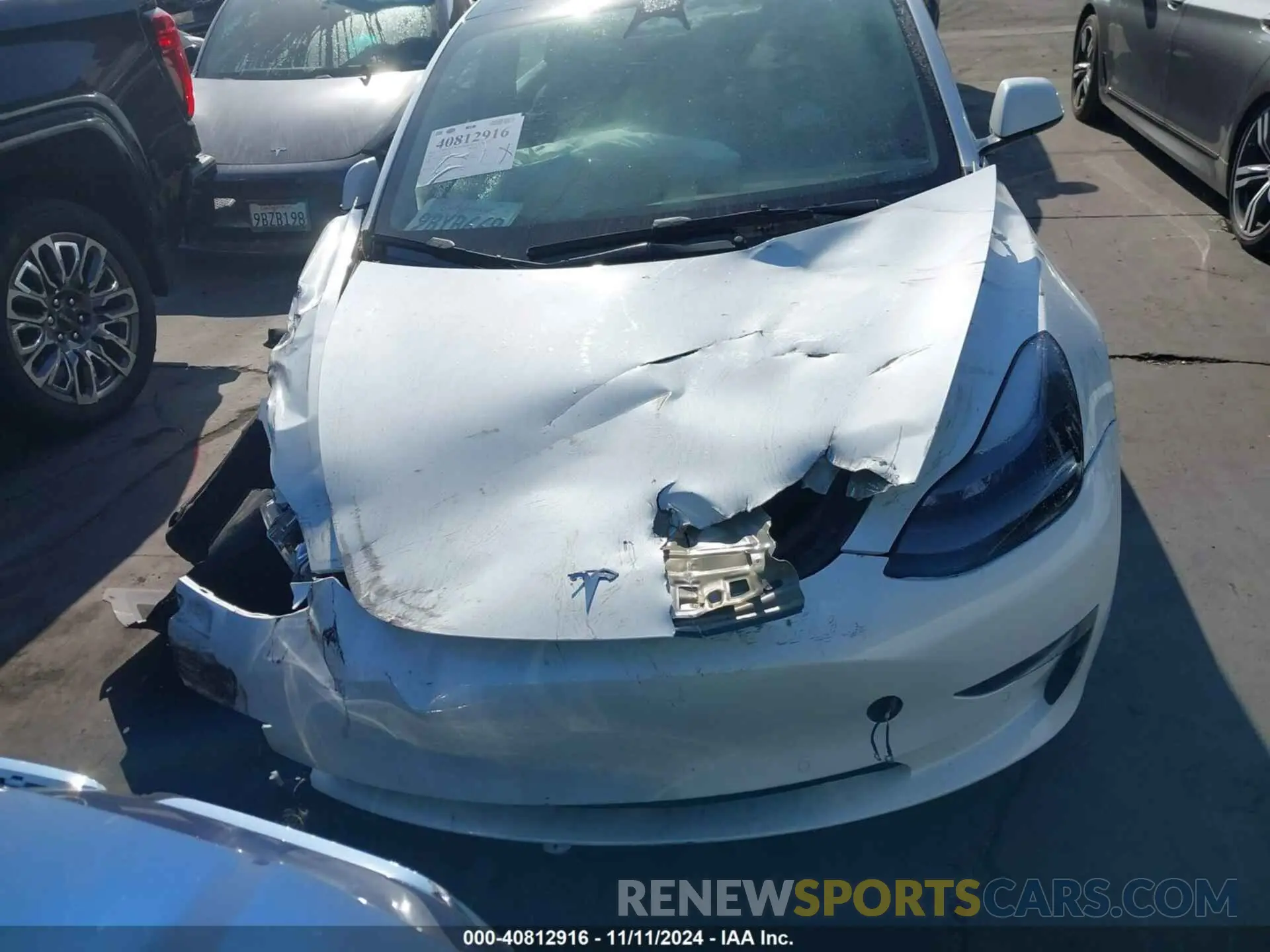 12 fotografías del automóvil dañado 5YJ3E1EB1NF298422 TESLA MODEL 3 2022