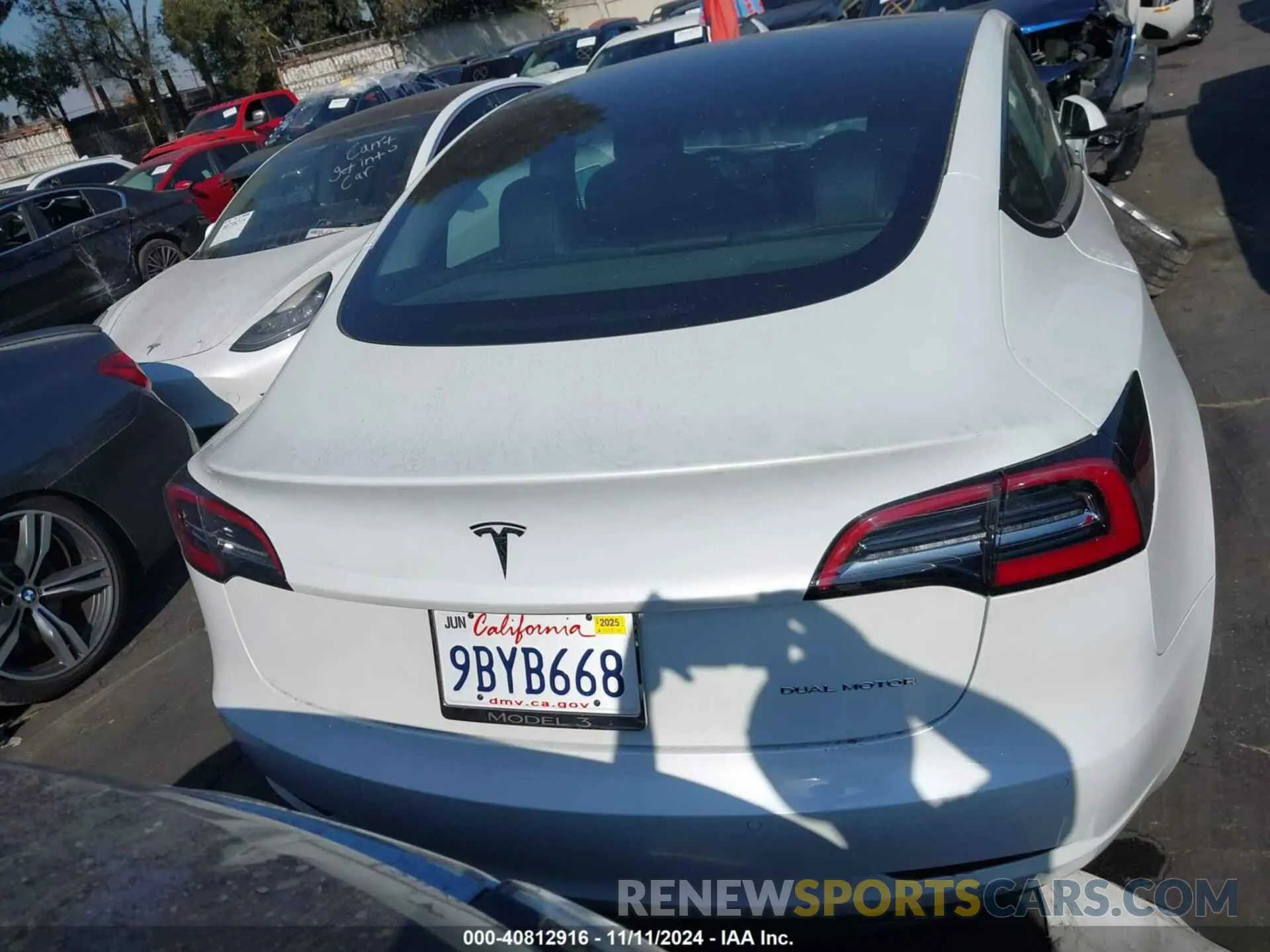 16 fotografías del automóvil dañado 5YJ3E1EB1NF298422 TESLA MODEL 3 2022