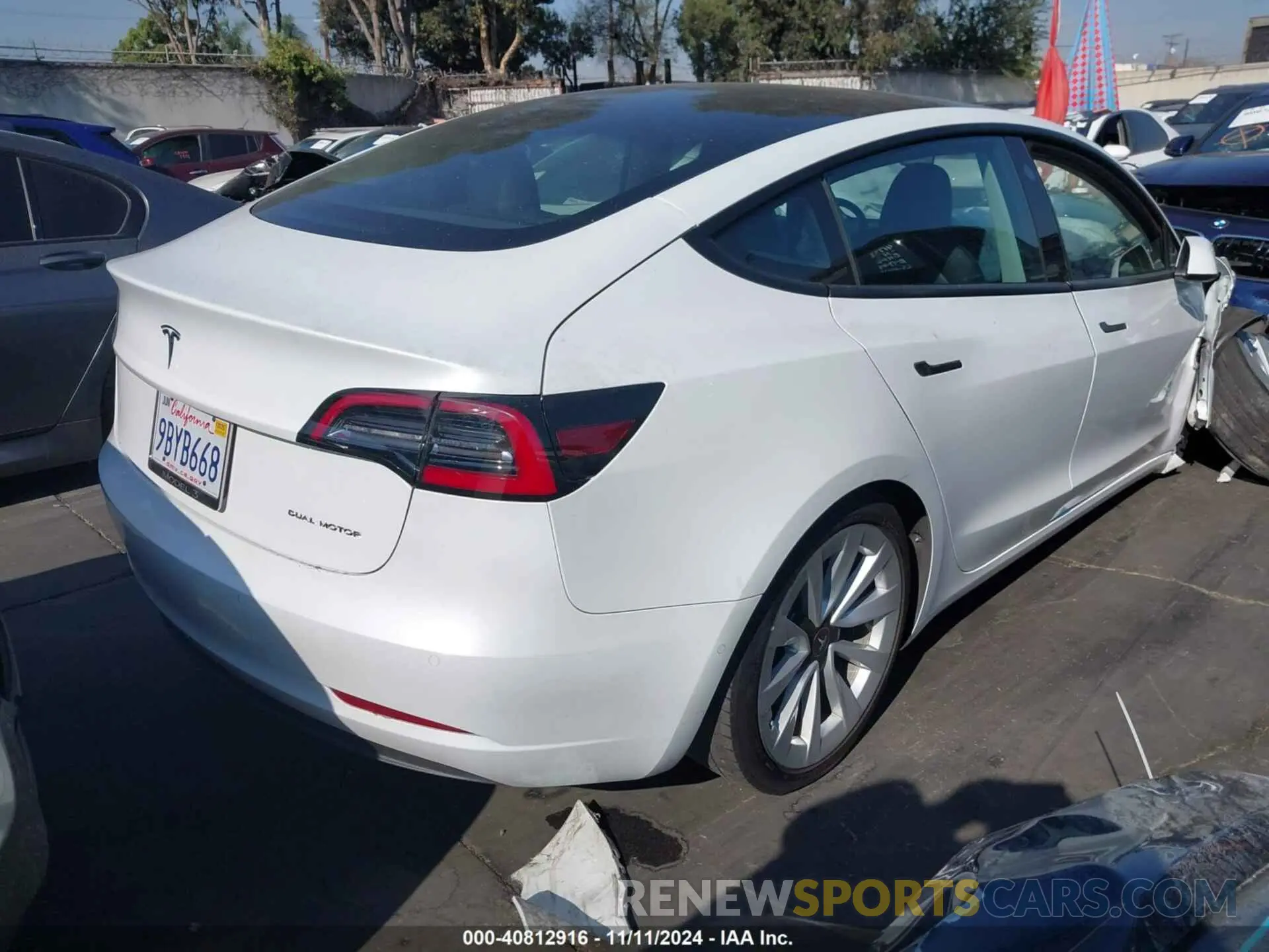 4 fotografías del automóvil dañado 5YJ3E1EB1NF298422 TESLA MODEL 3 2022