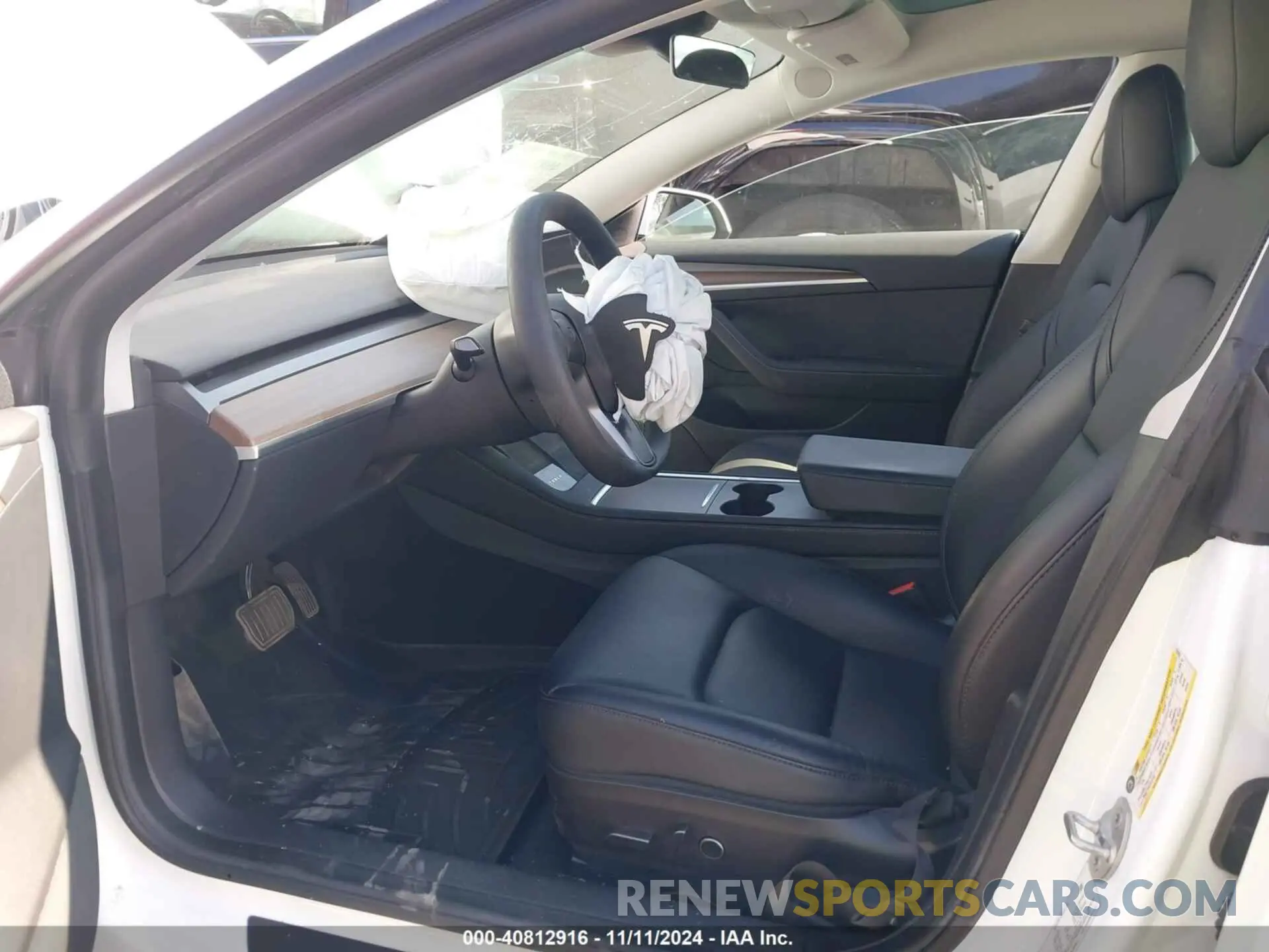 5 fotografías del automóvil dañado 5YJ3E1EB1NF298422 TESLA MODEL 3 2022