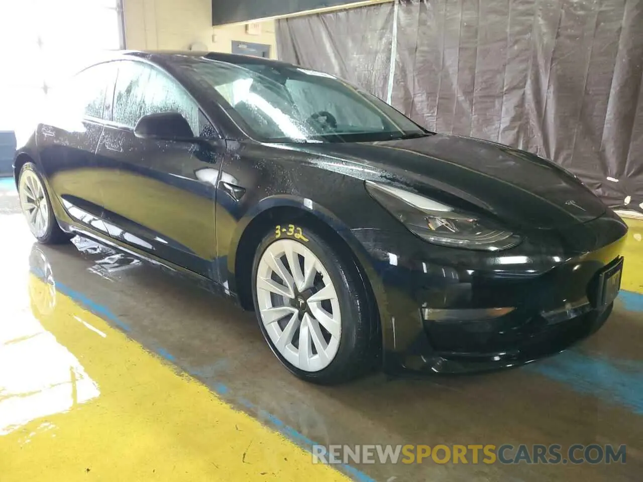 4 fotografías del automóvil dañado 5YJ3E1EB1NF304977 TESLA MODEL 3 2022