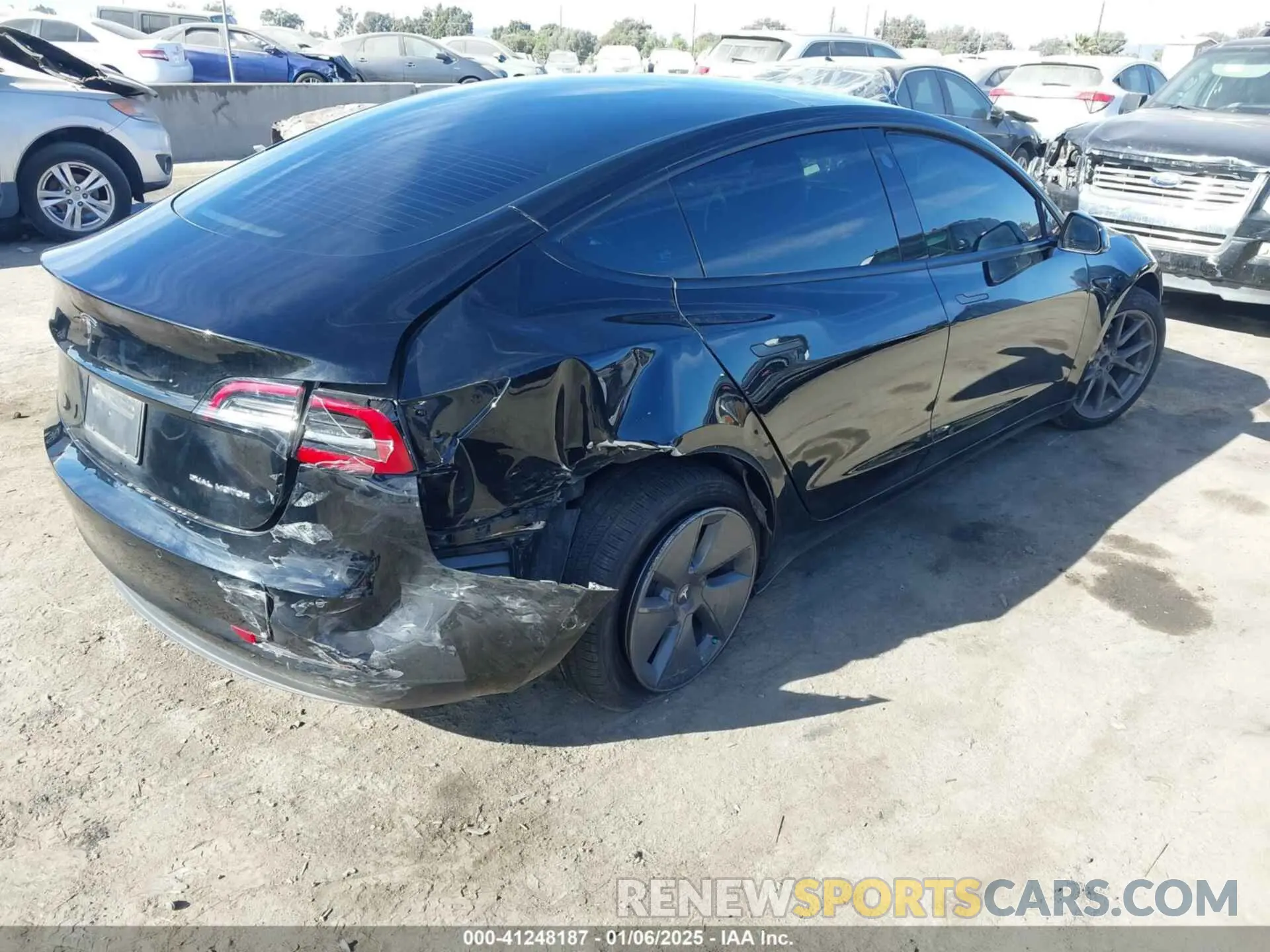 4 fotografías del automóvil dañado 5YJ3E1EB1NF313954 TESLA MODEL 3 2022