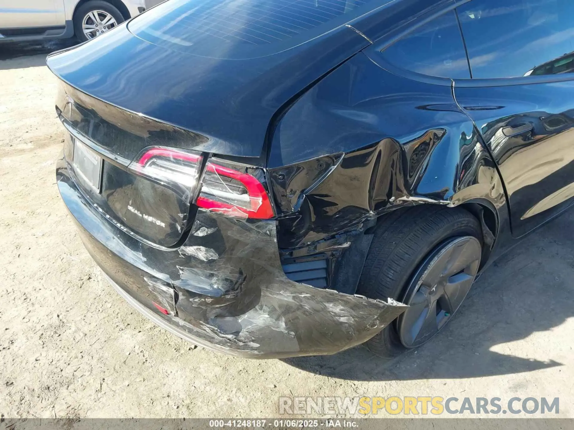 6 fotografías del automóvil dañado 5YJ3E1EB1NF313954 TESLA MODEL 3 2022