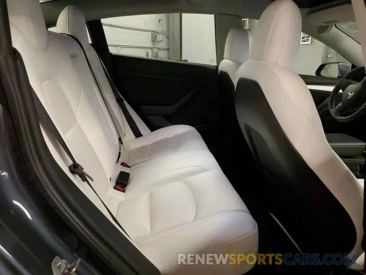 11 fotografías del automóvil dañado 5YJ3E1EB1NF317762 TESLA MODEL 3 2022