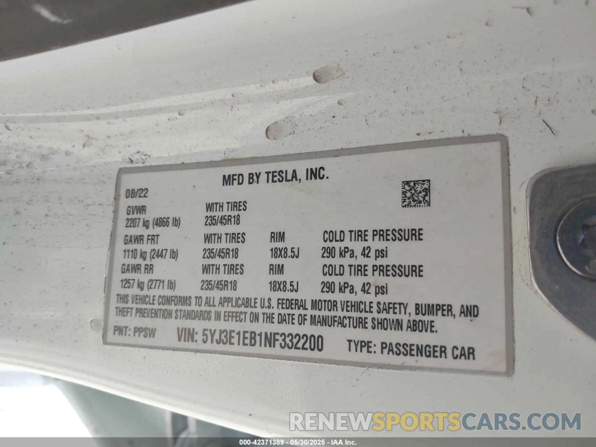 9 fotografías del automóvil dañado 5YJ3E1EB1NF332200 TESLA MODEL 3 2022