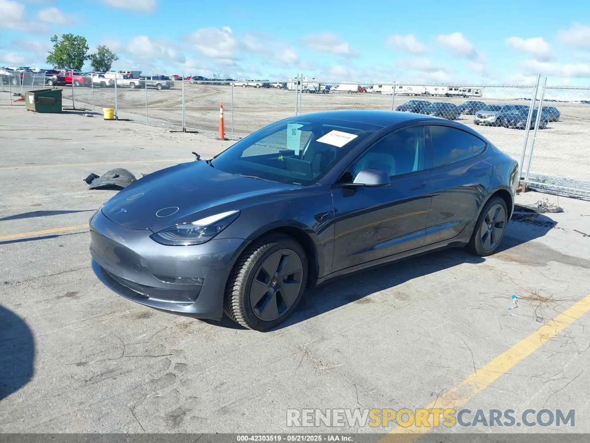 2 fotografías del automóvil dañado 5YJ3E1EB2NF126562 TESLA MODEL 3 2022