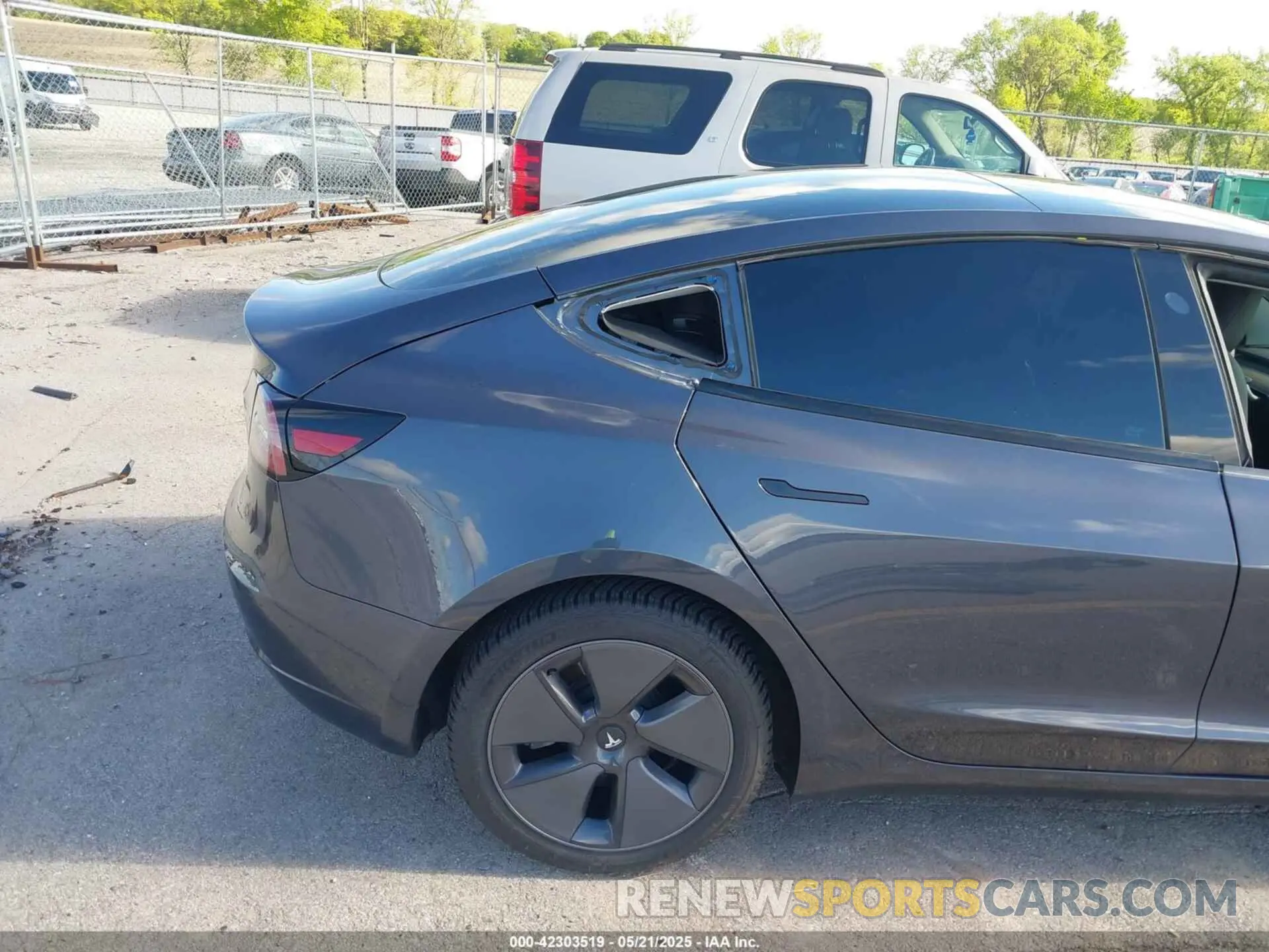 20 fotografías del automóvil dañado 5YJ3E1EB2NF126562 TESLA MODEL 3 2022