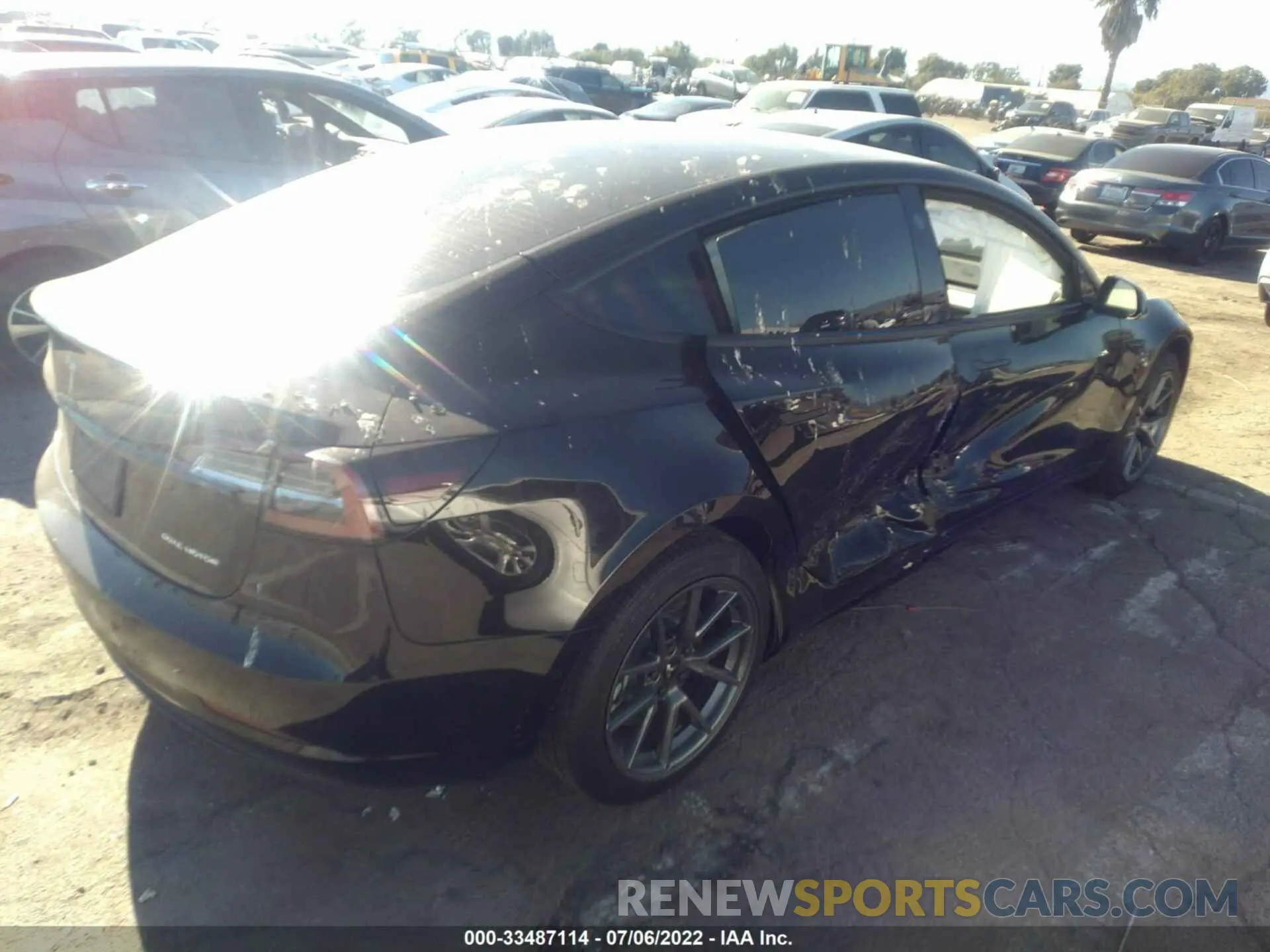 6 fotografías del automóvil dañado 5YJ3E1EB2NF137643 TESLA MODEL 3 2022