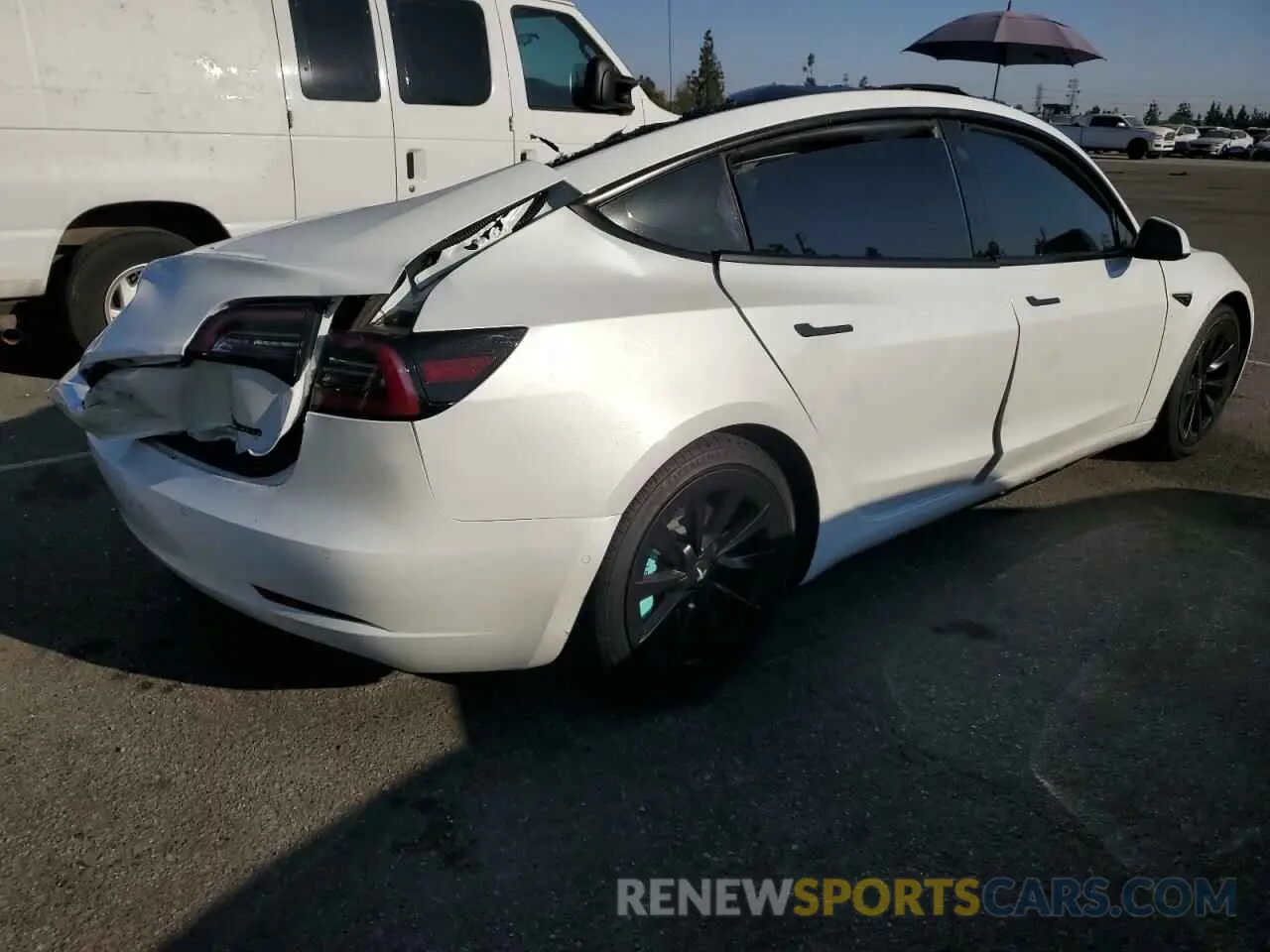 3 fotografías del automóvil dañado 5YJ3E1EB2NF145385 TESLA MODEL 3 2022