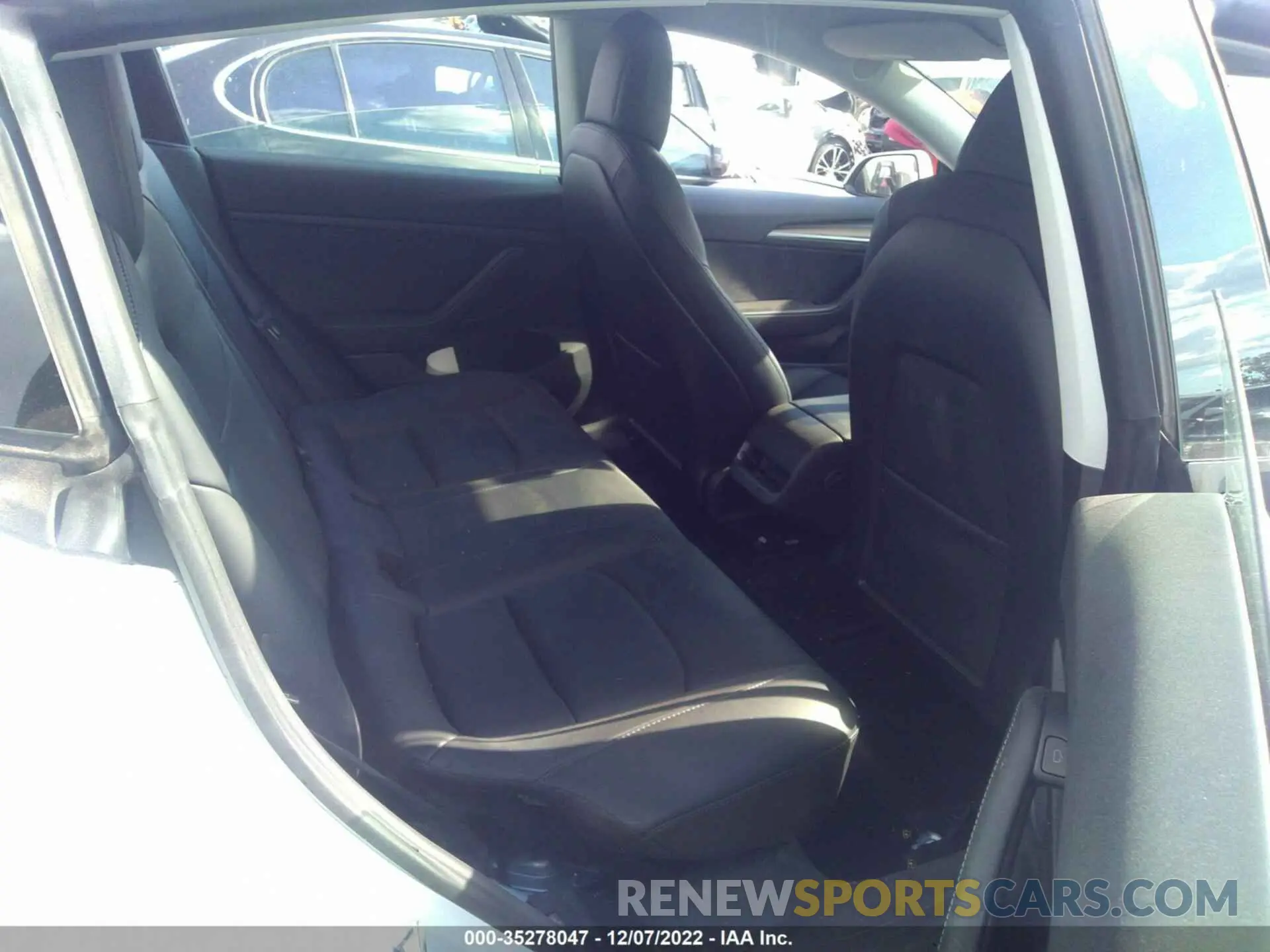 8 fotografías del automóvil dañado 5YJ3E1EB2NF182209 TESLA MODEL 3 2022